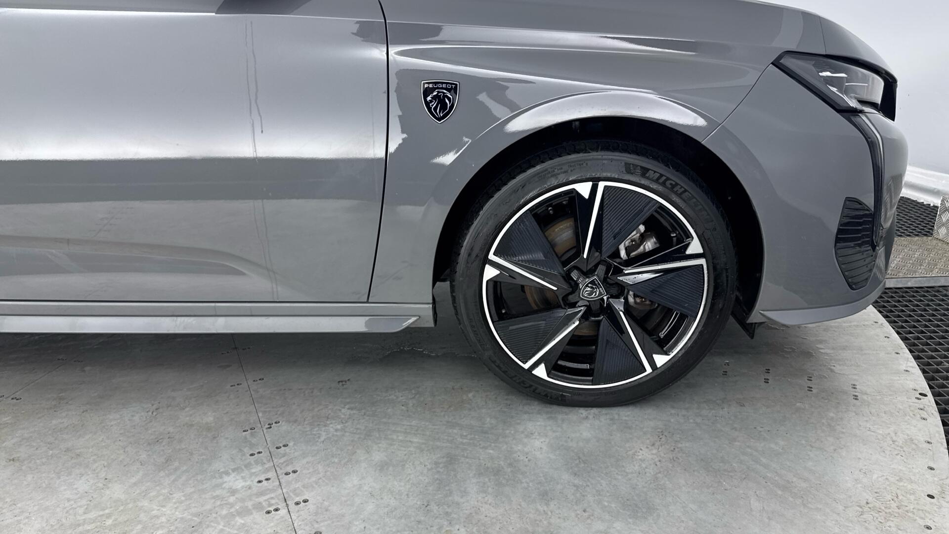 Peugeot 308 view 21