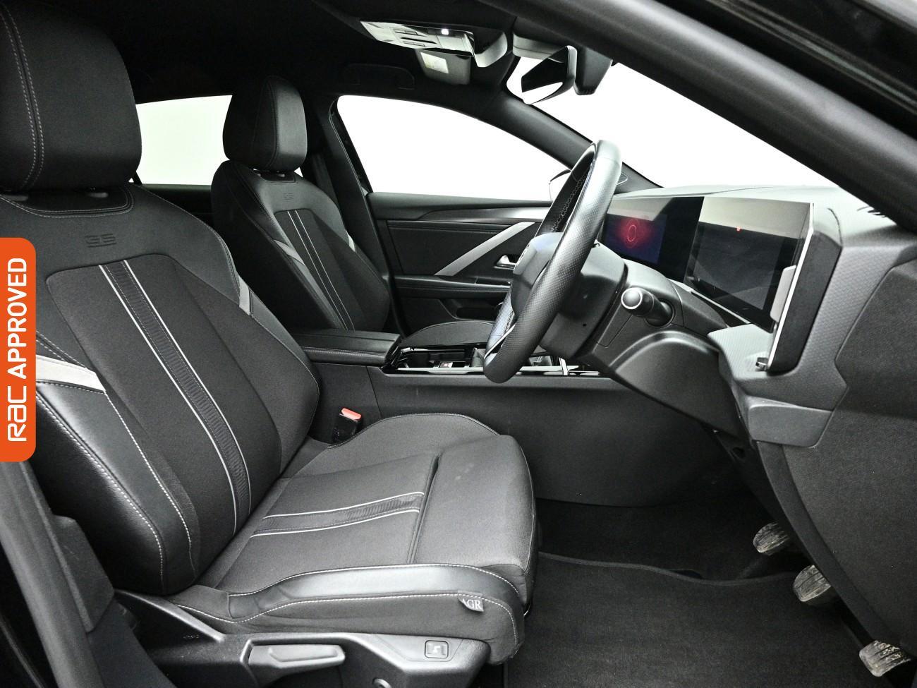 Vauxhall Astra view 12