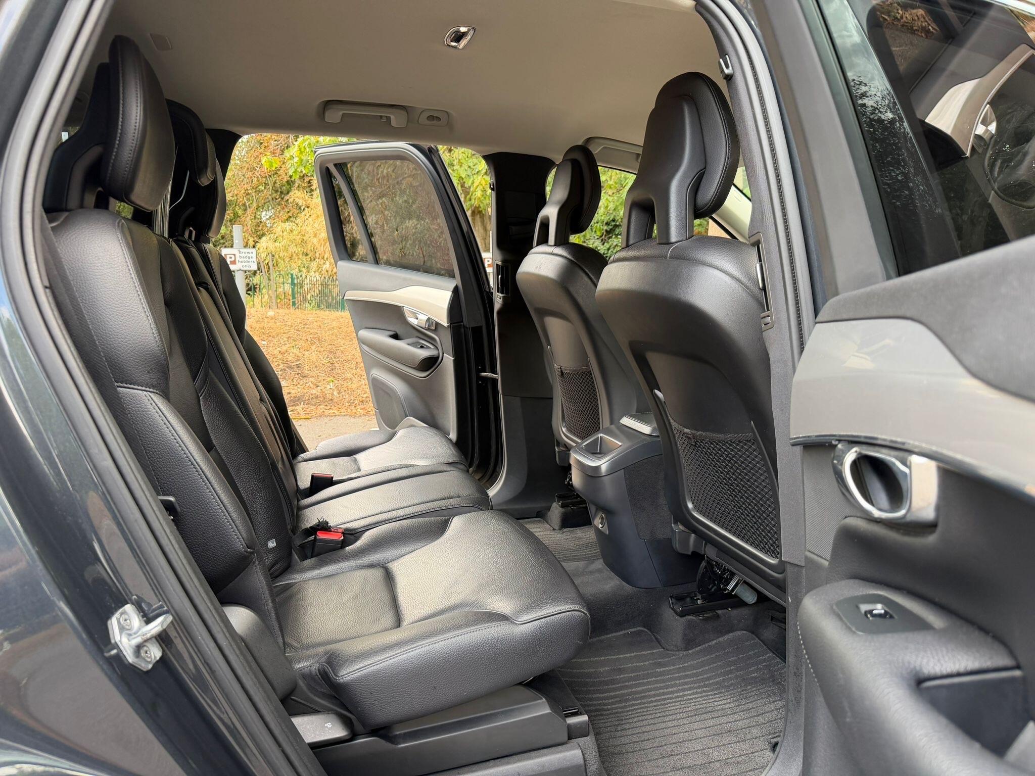 Volvo XC90 view 20
