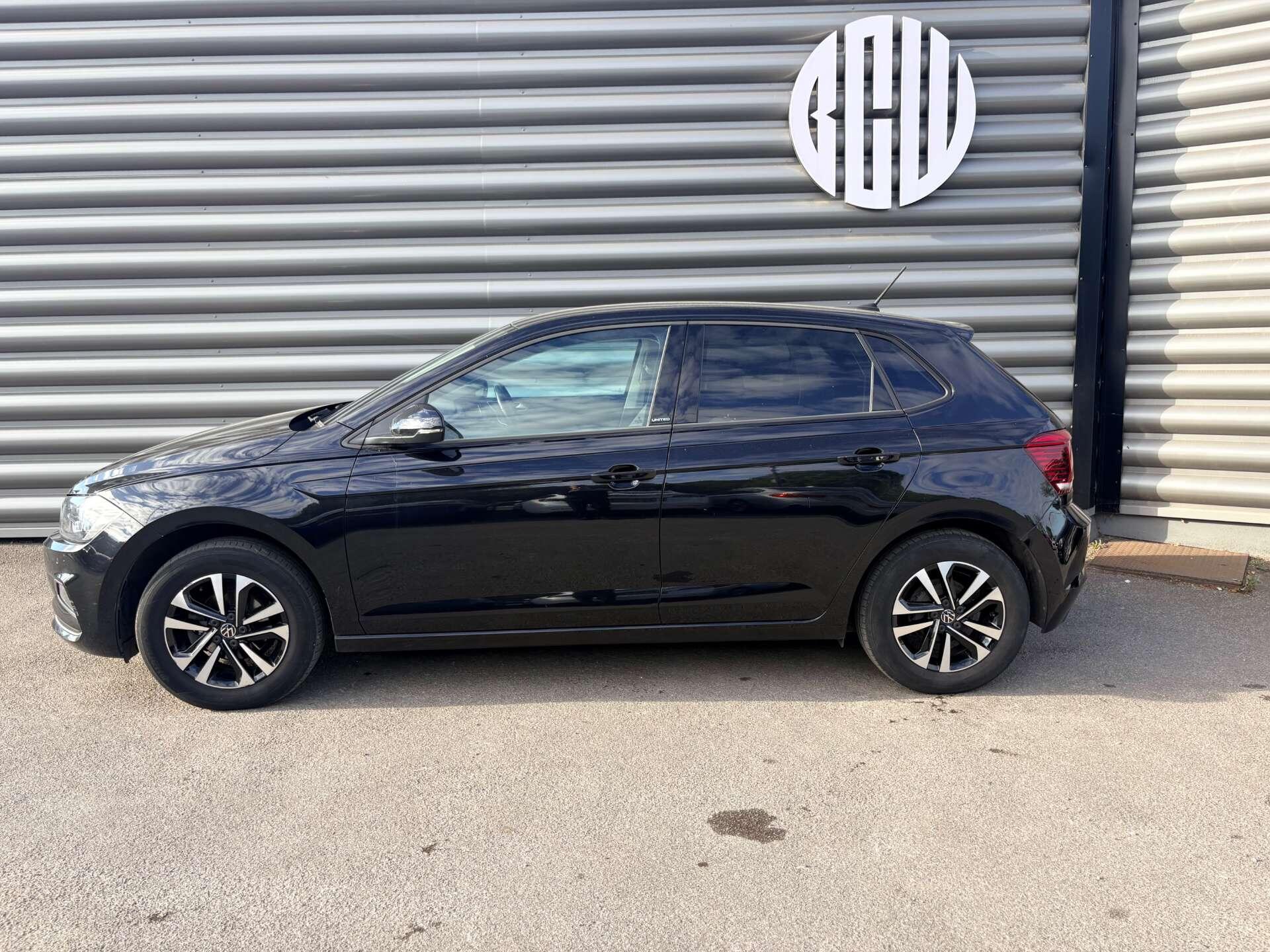 Volkswagen Polo view 3