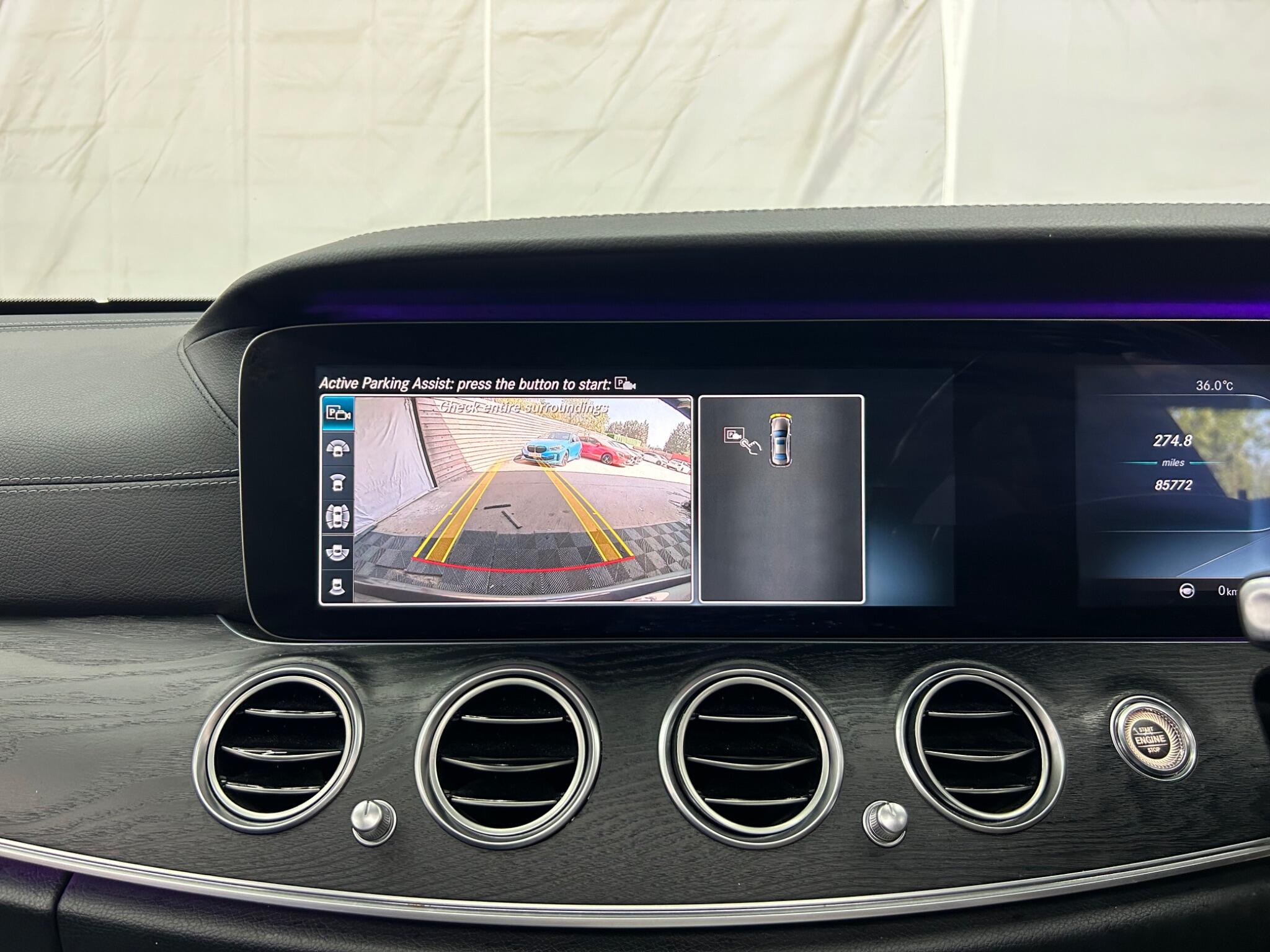 Mercedes-Benz E Class view 37