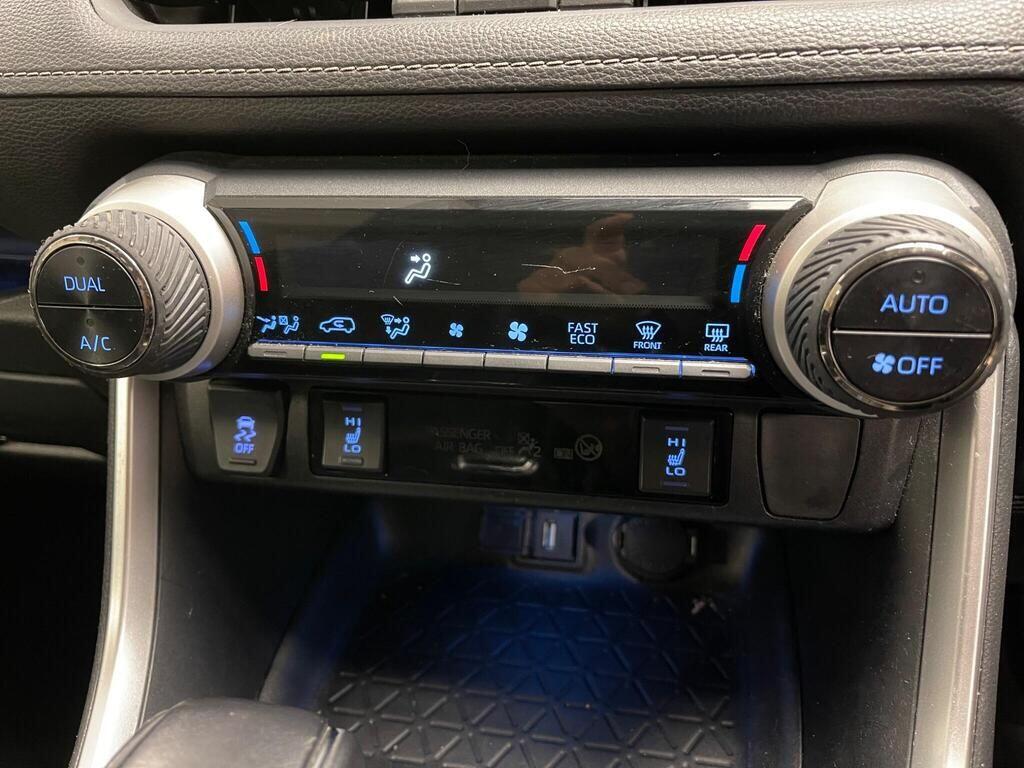 Toyota RAV4 view 27