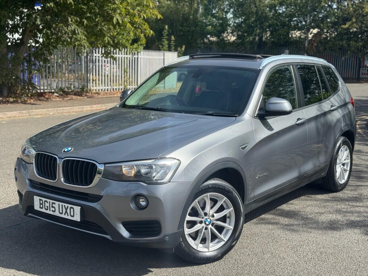 BMW X3 view 3