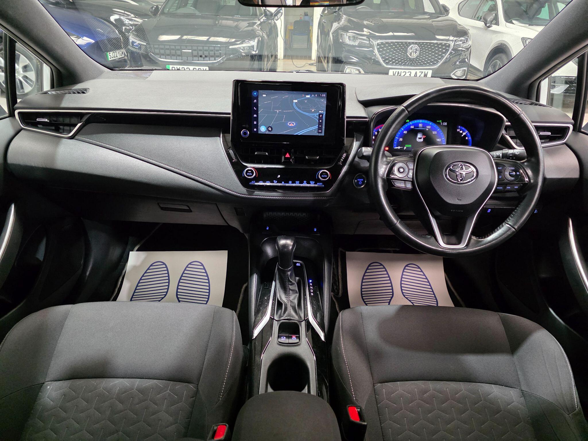 Toyota Corolla view 5