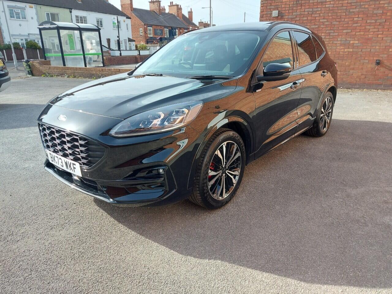 Ford Kuga view 3