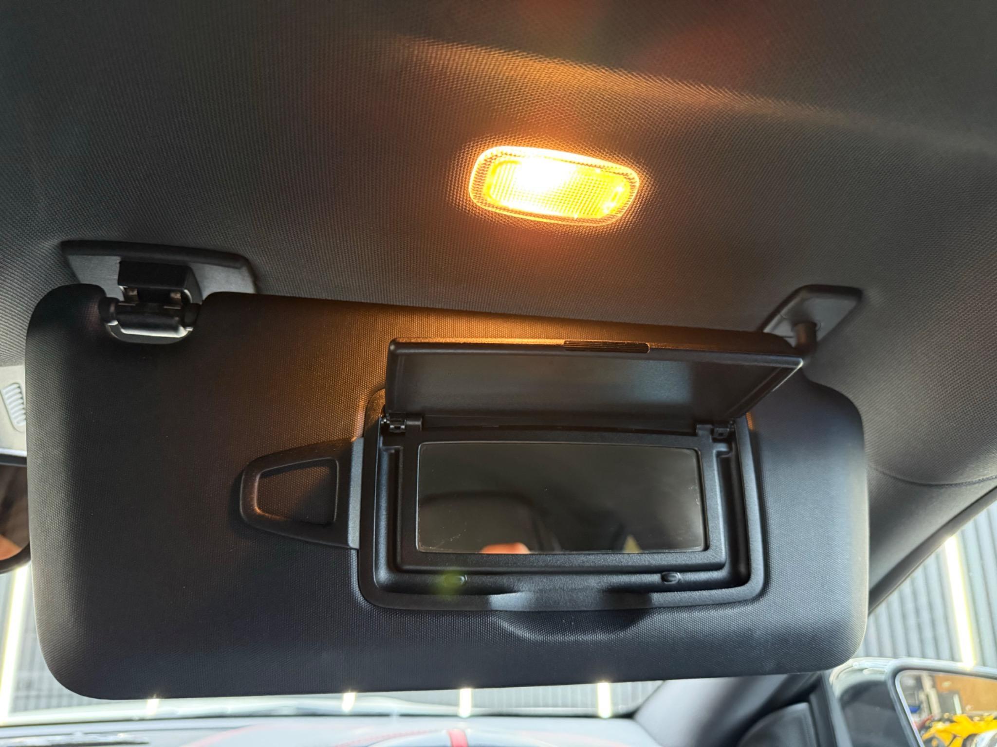Mercedes-Benz Cla view 21