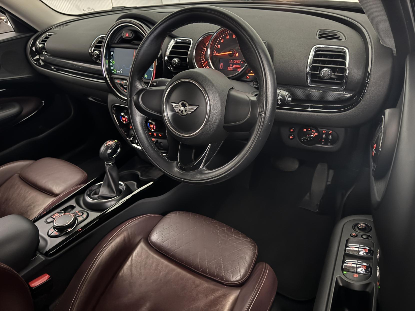 MINI Clubman view 58