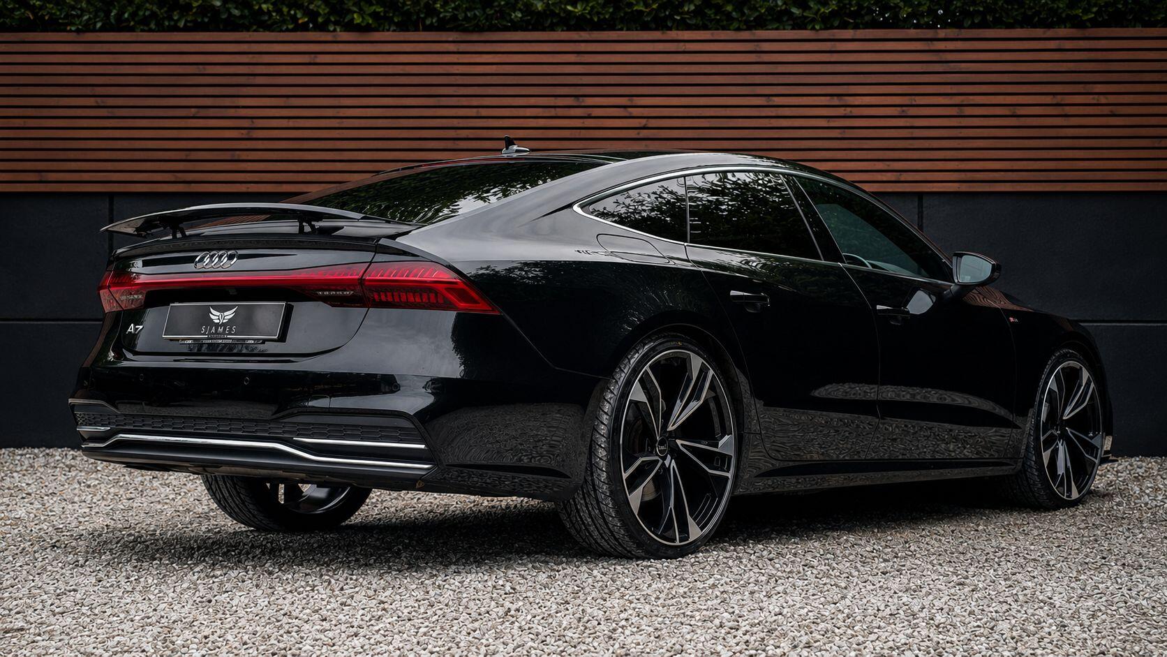 Audi A7 view 7