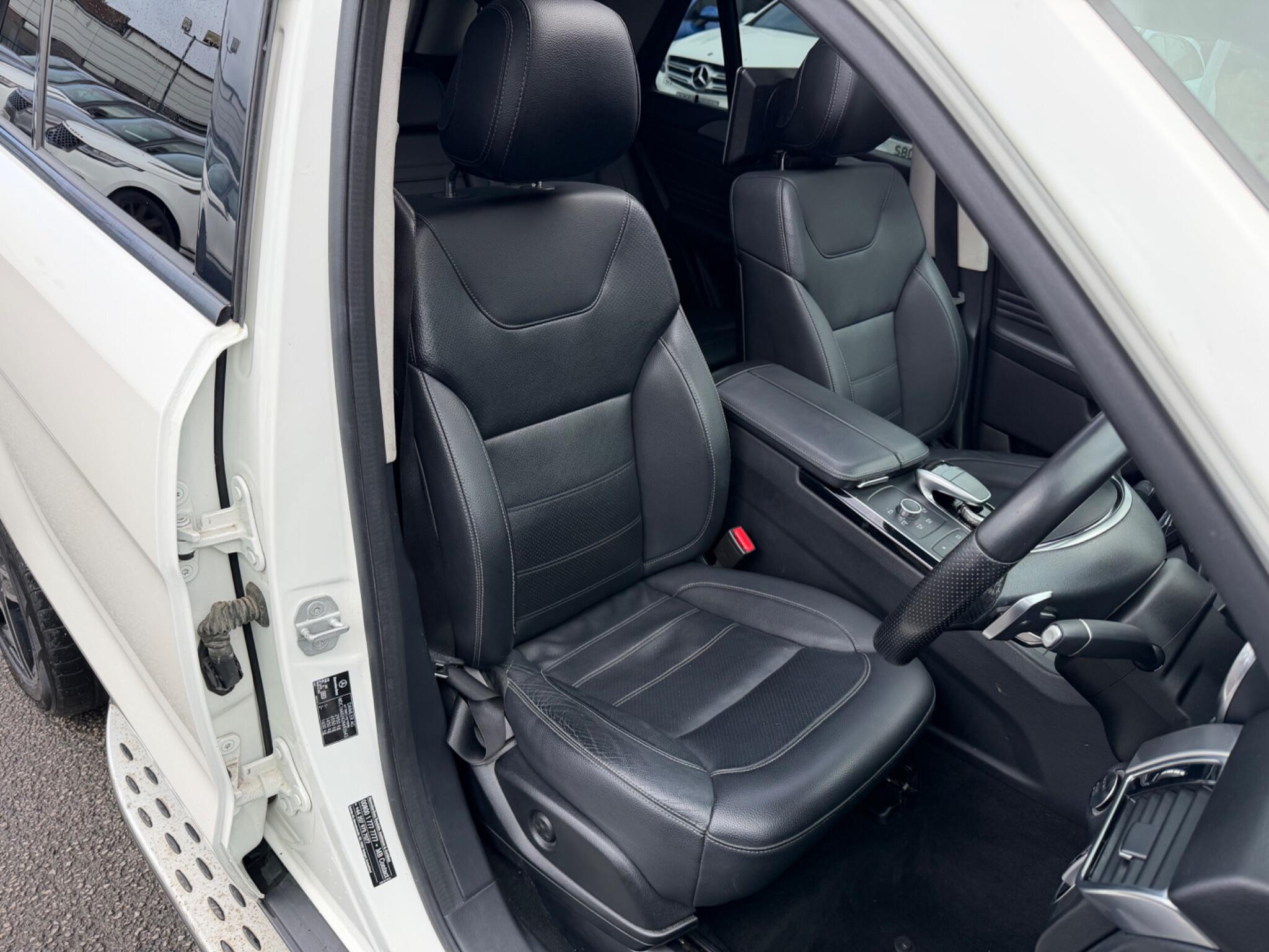 Mercedes-Benz GLE view 18