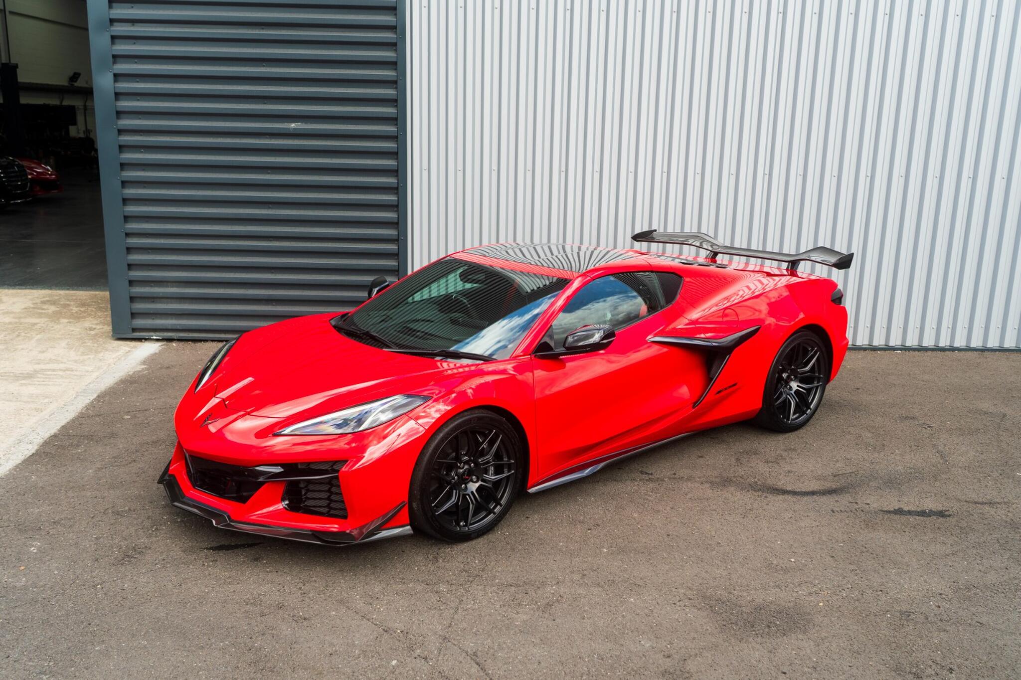 Chevrolet Corvette view 12