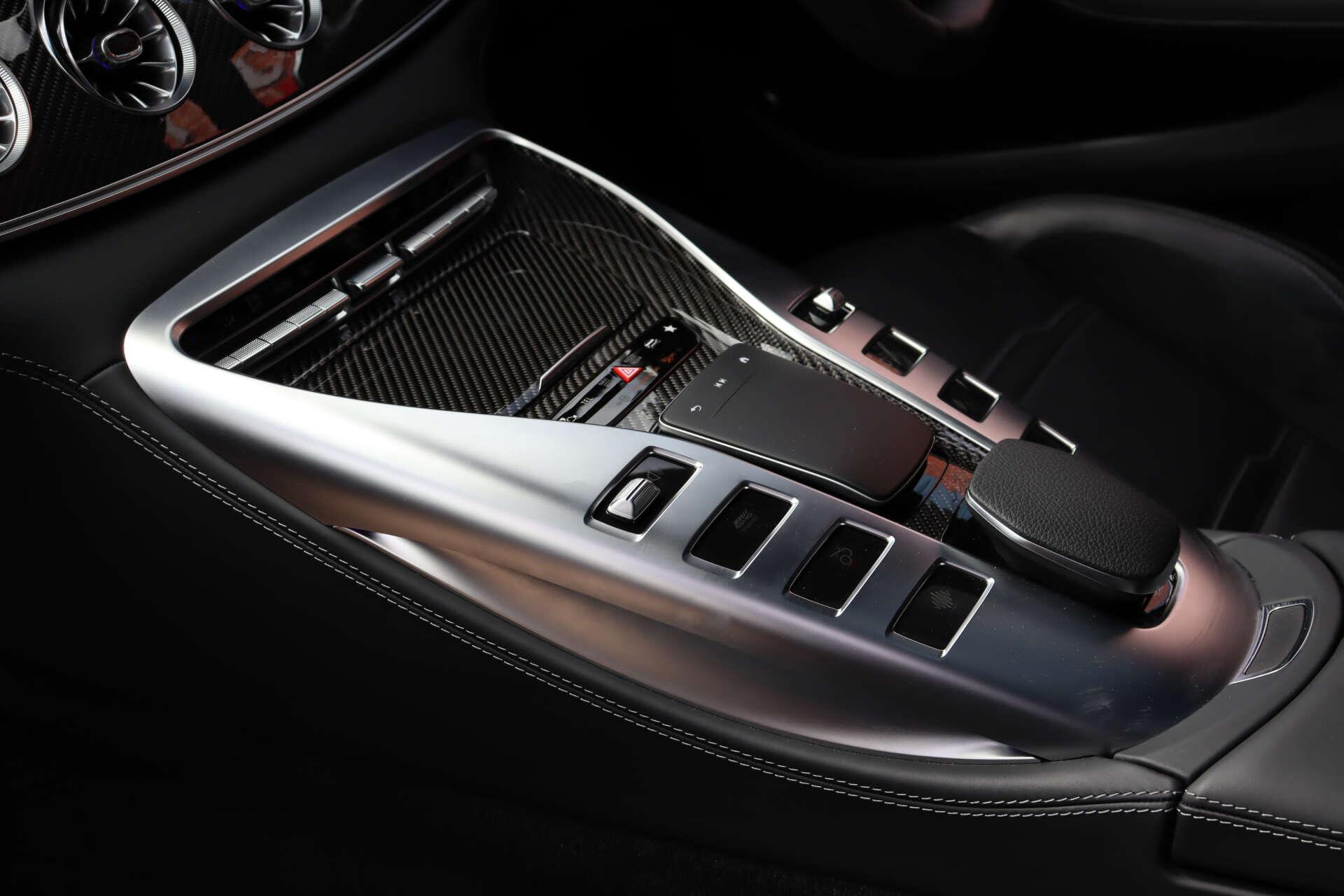 Mercedes-Benz Amg GT view 25