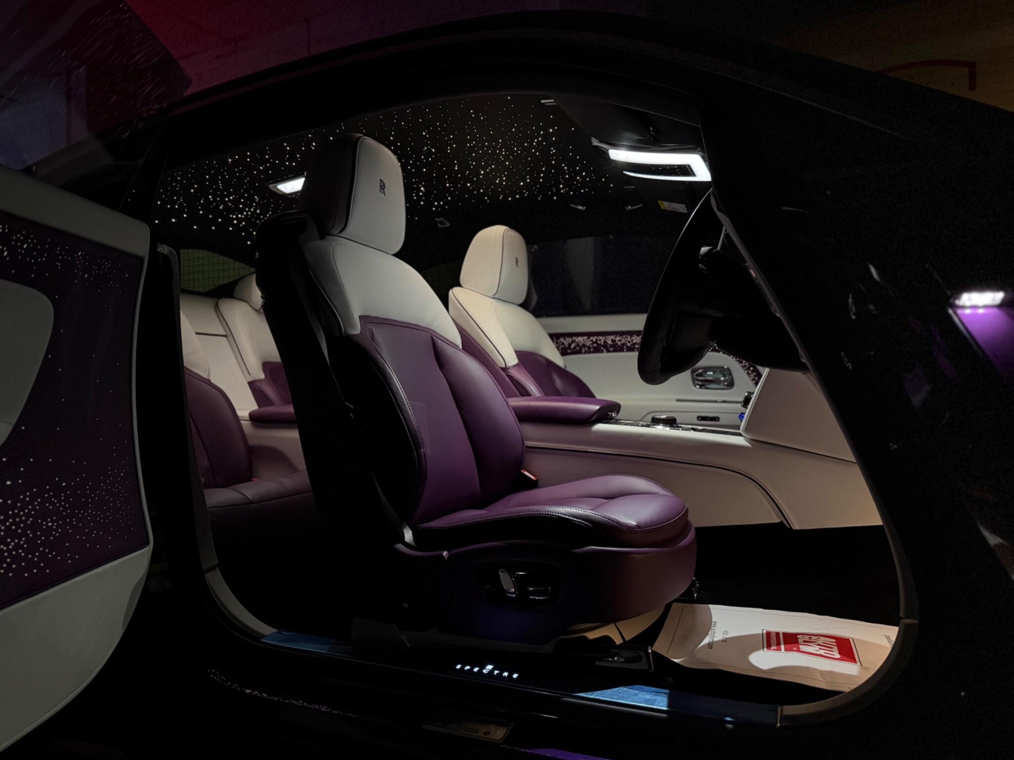 Rolls-Royce Spectre view 47