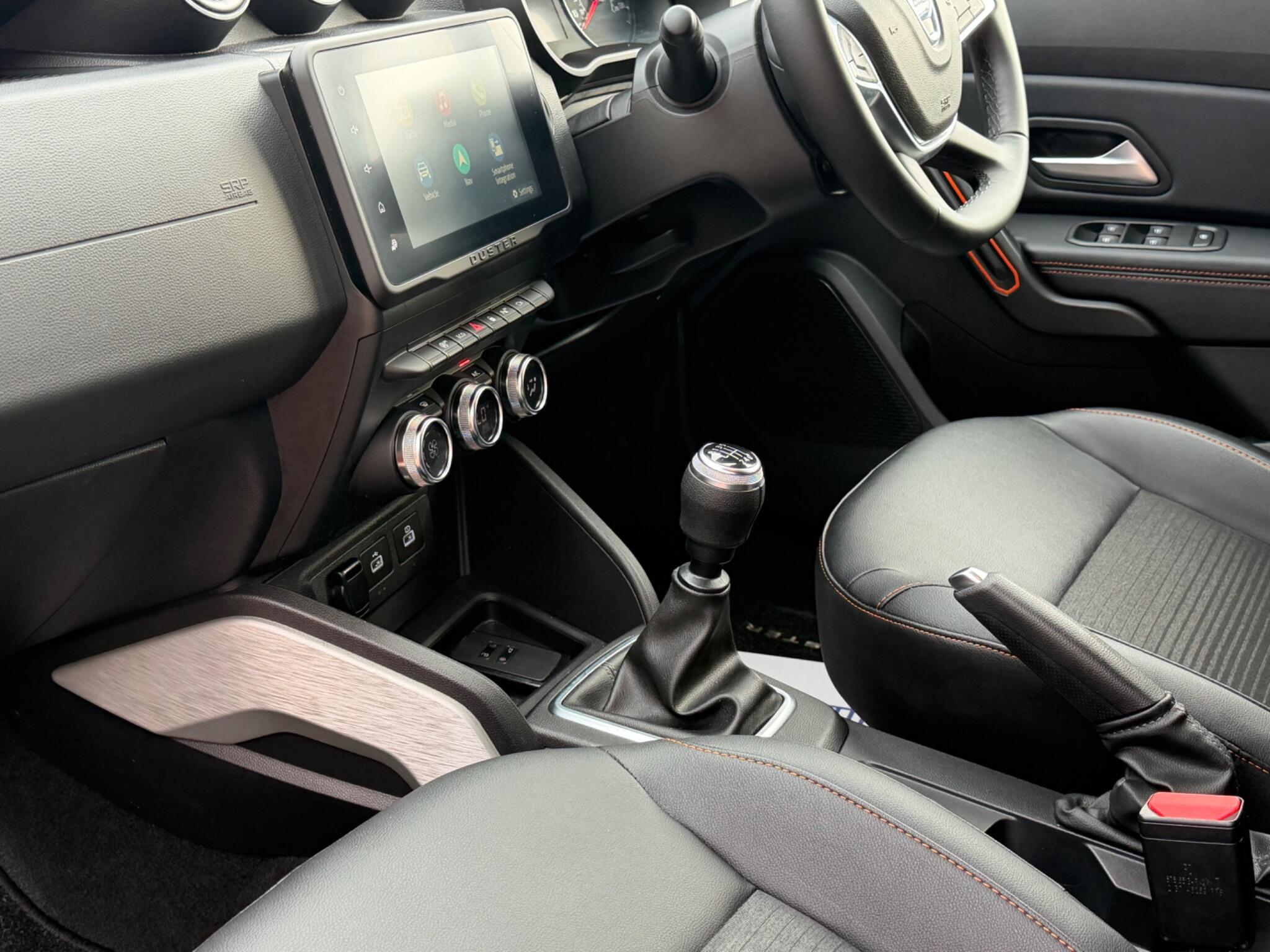 Dacia Duster view 8