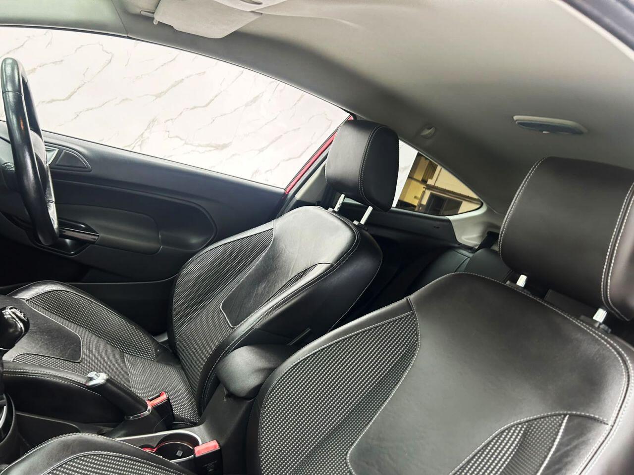 Ford Fiesta view 13