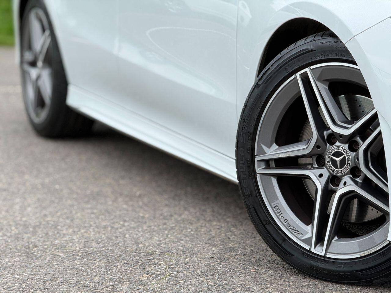 Mercedes-Benz CLA view 7