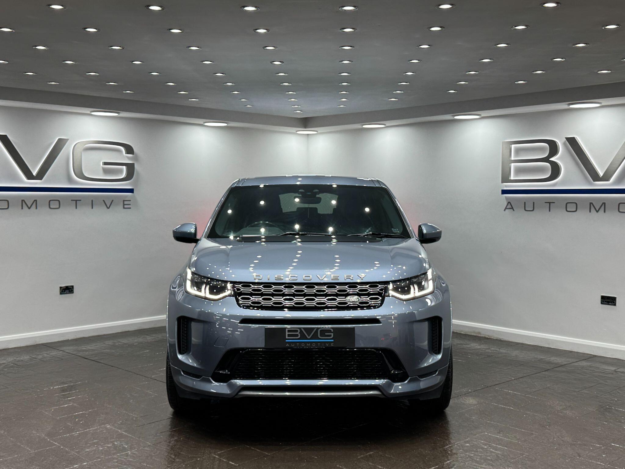 Land Rover Discovery Sport view 4