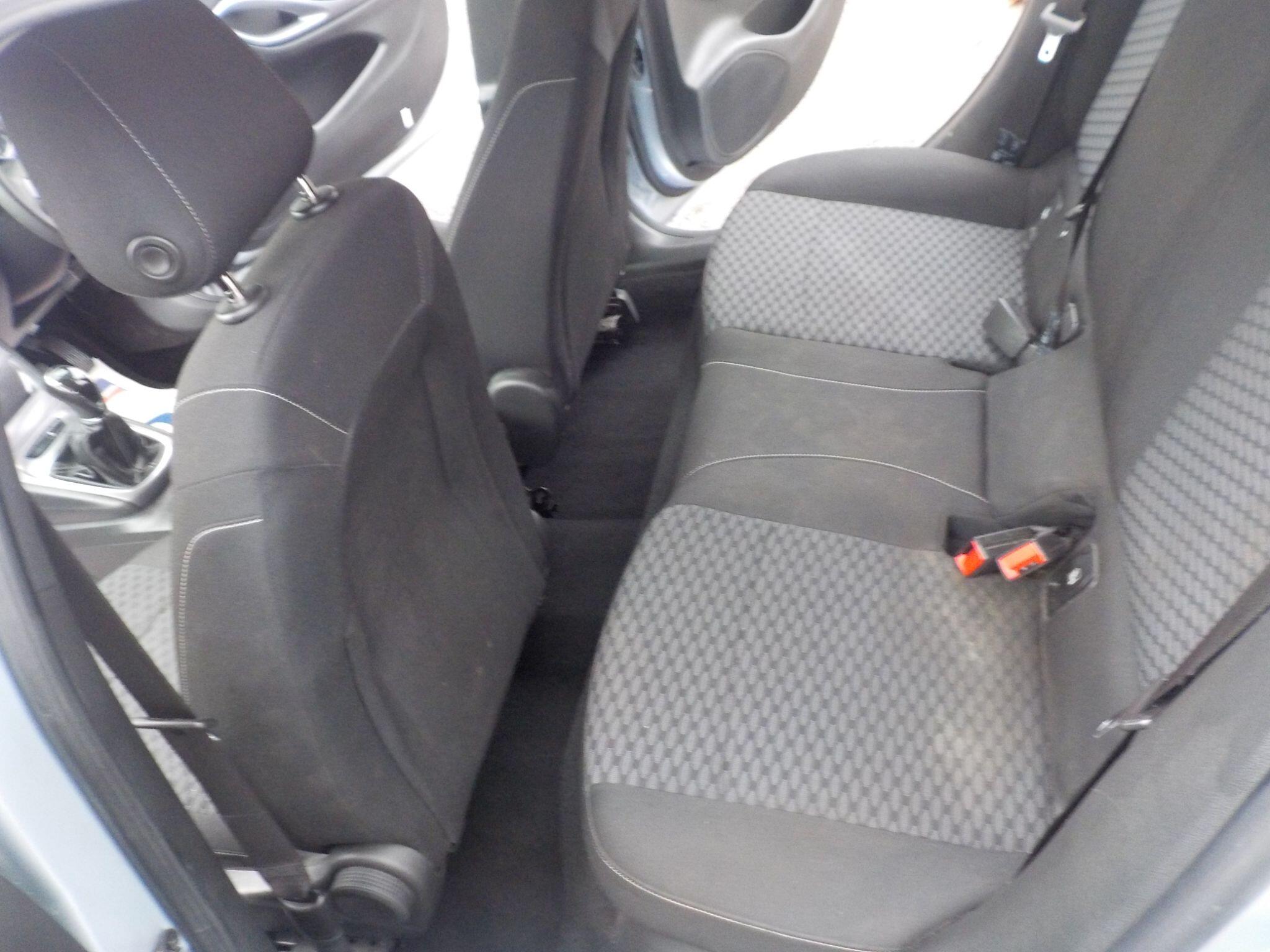 Vauxhall Astra 1.4i Turbo Design Euro 6 5dr