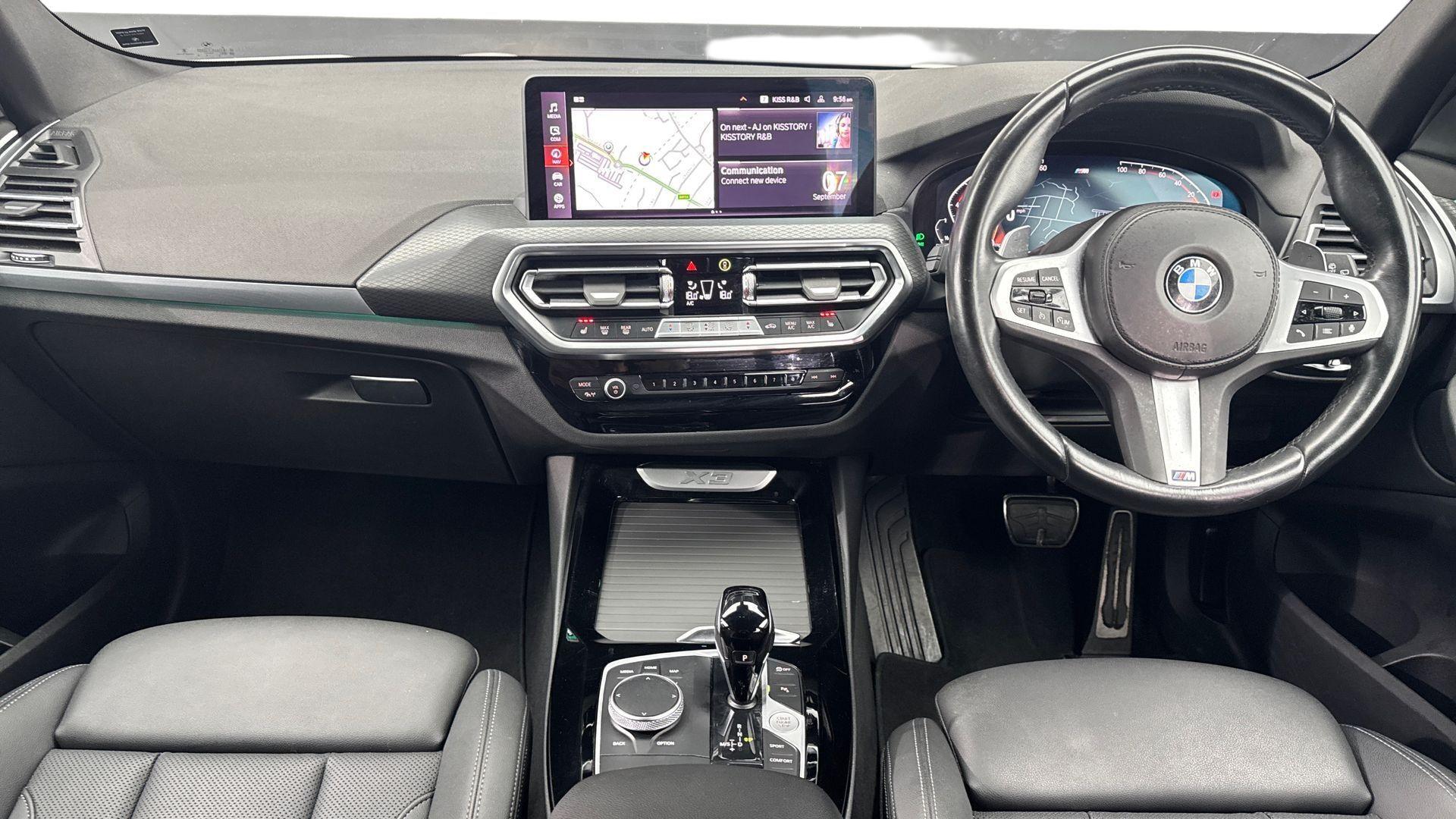BMW X3 view 4
