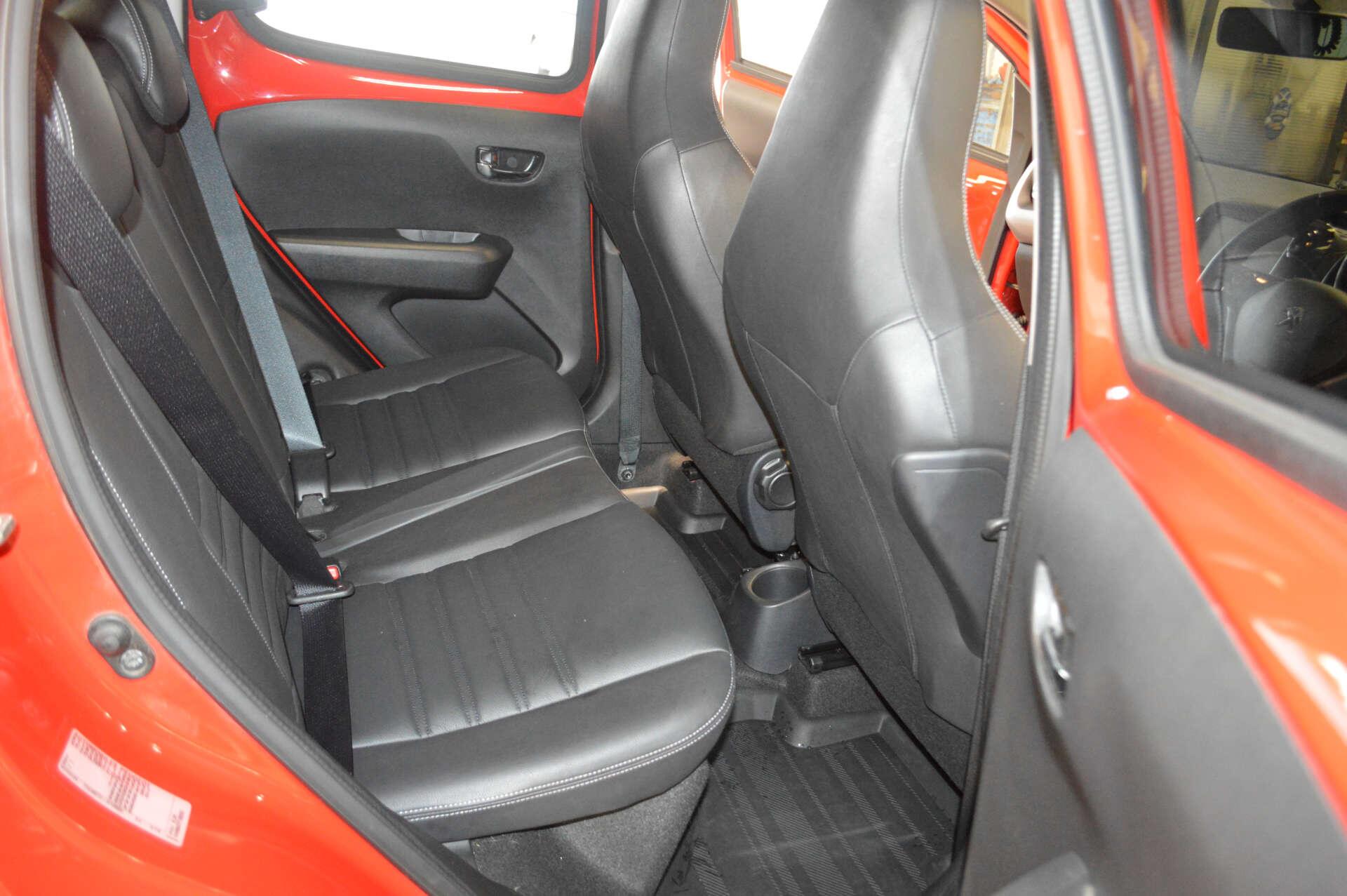 Peugeot 108 view 20