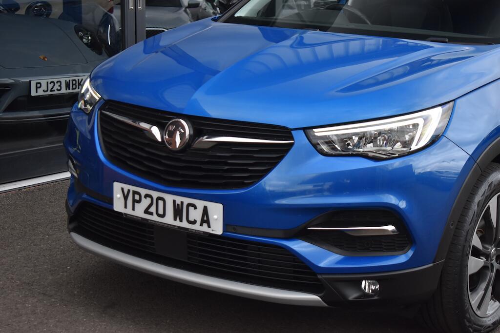 Vauxhall Grandland X view 21