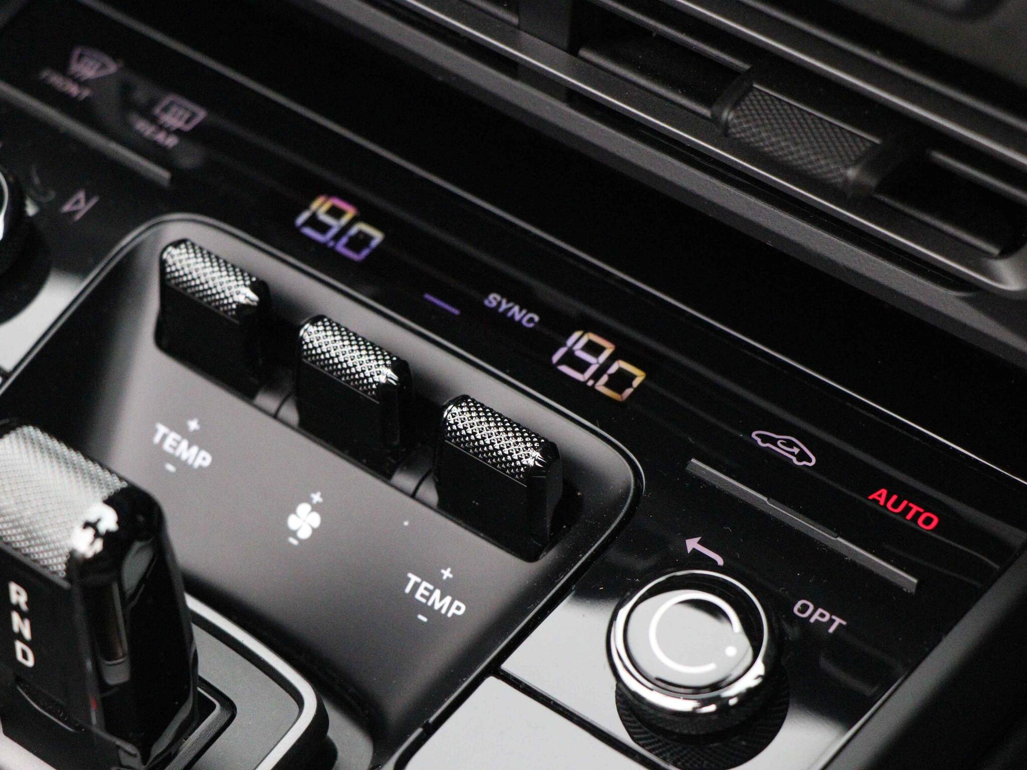 Porsche 911 view 50