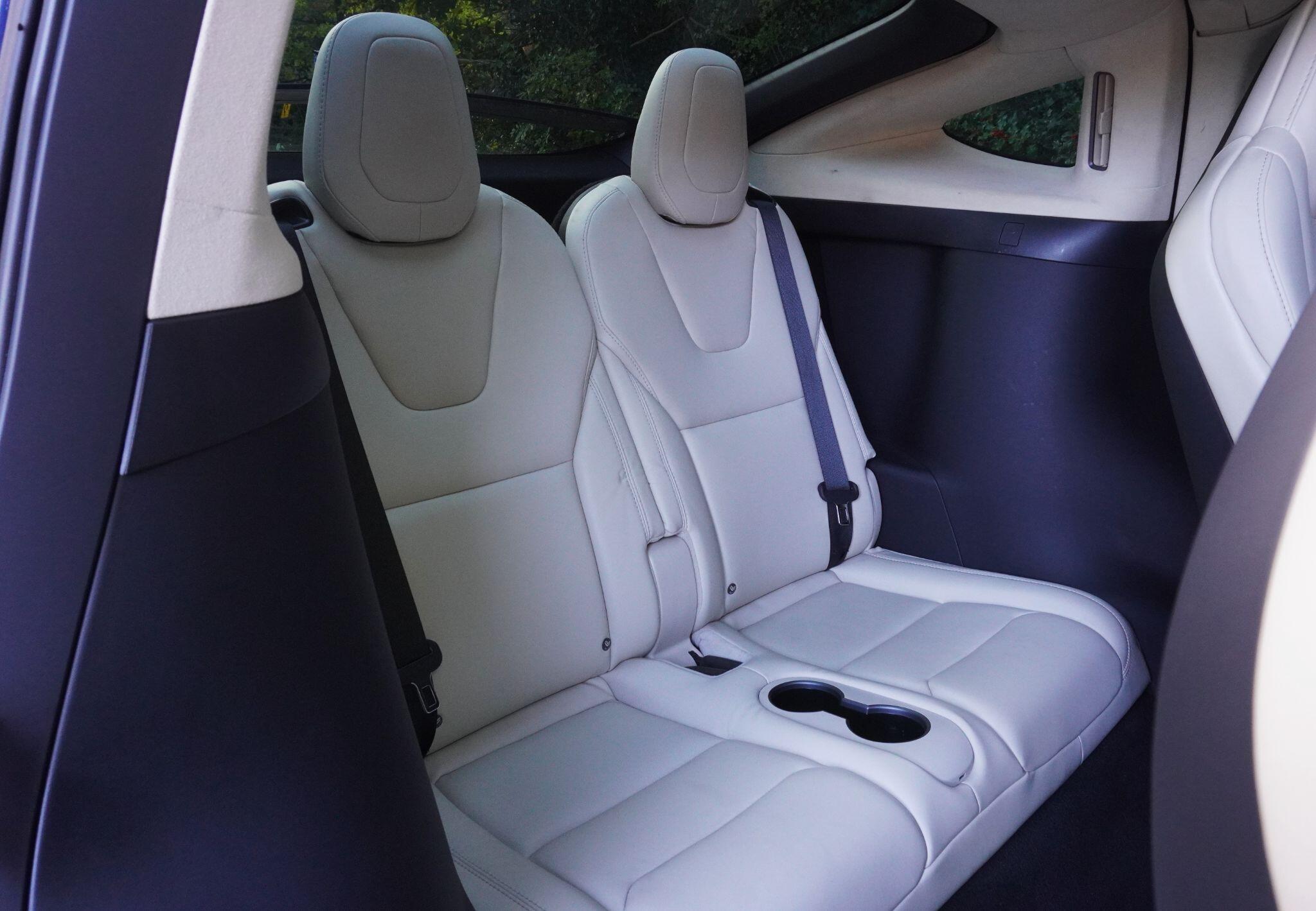 Tesla Model X view 50
