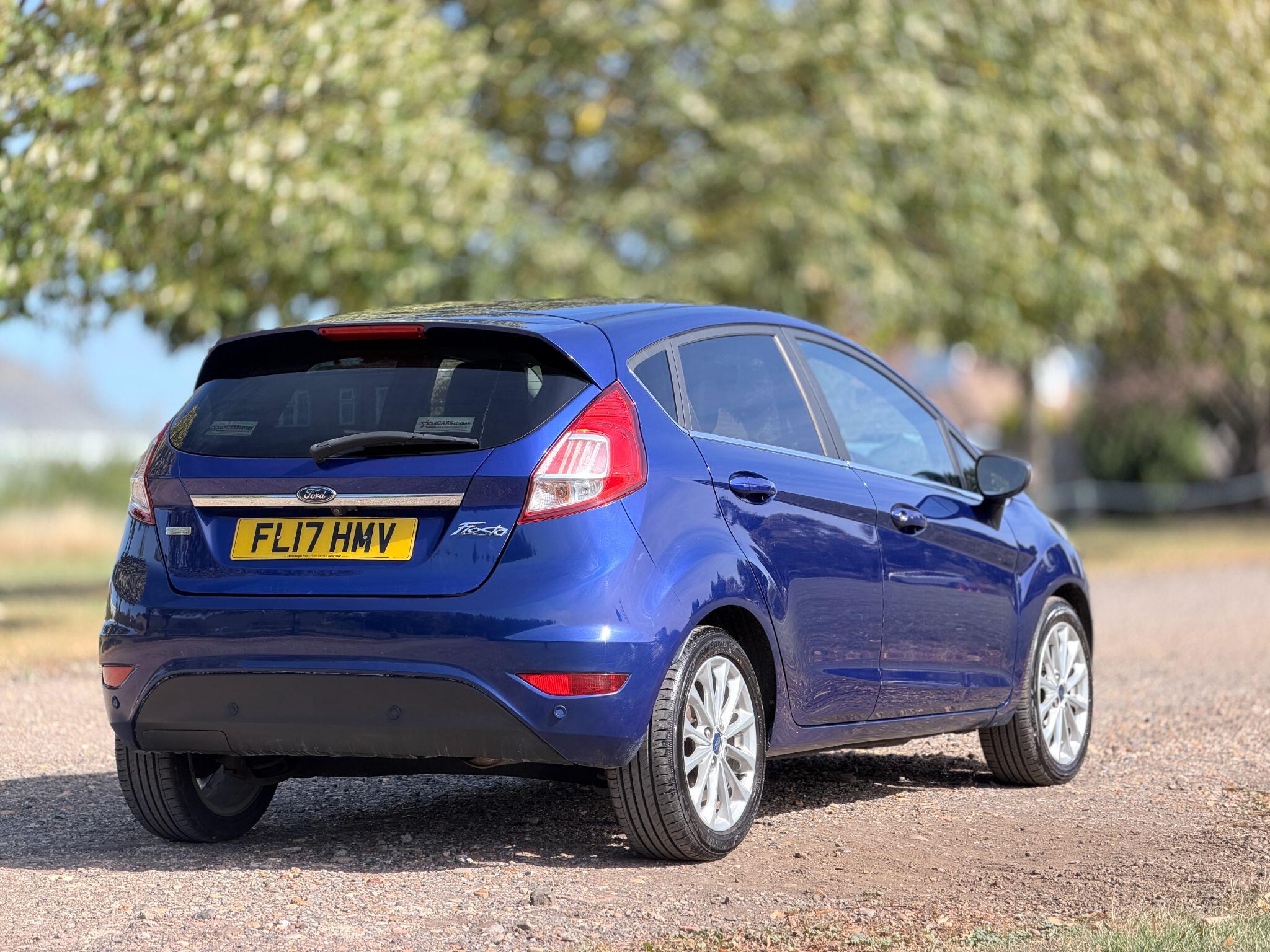 Ford Fiesta view 8