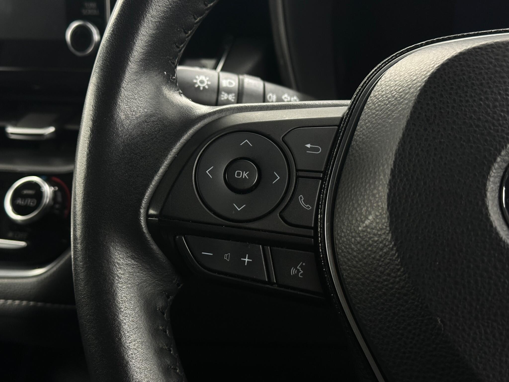 Toyota Corolla view 14