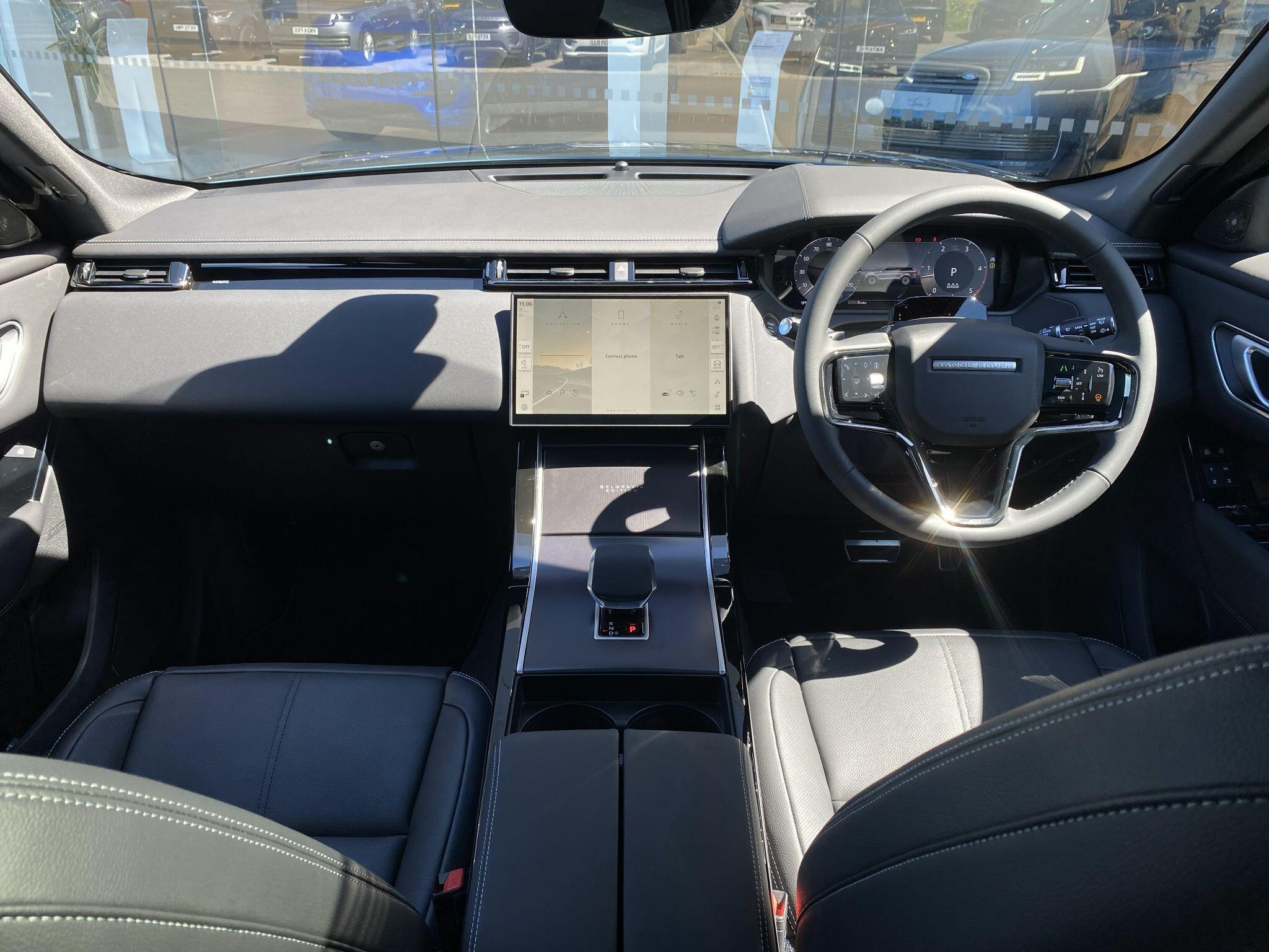 Land Rover Range Rover Velar view 12