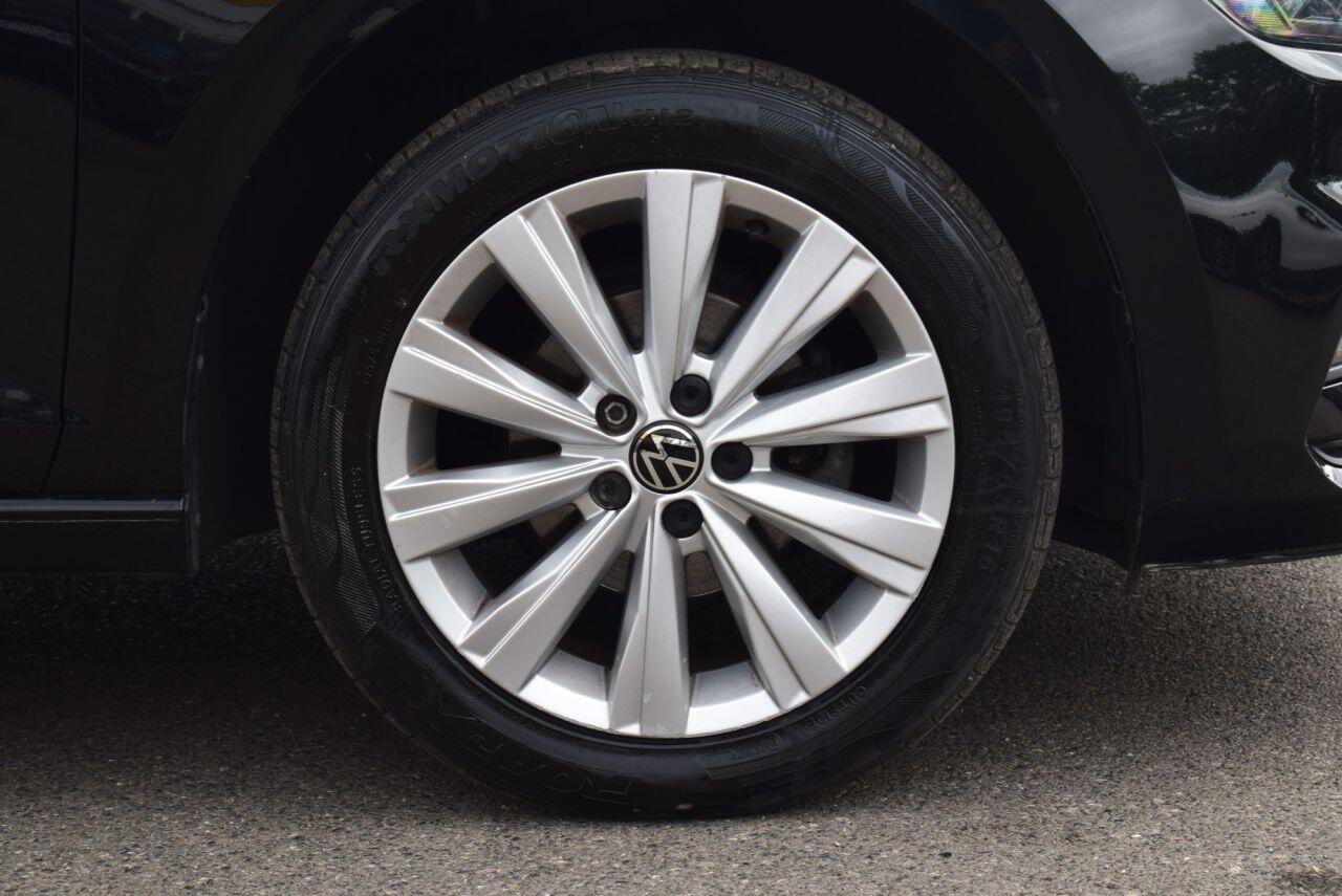 Volkswagen Polo view 18