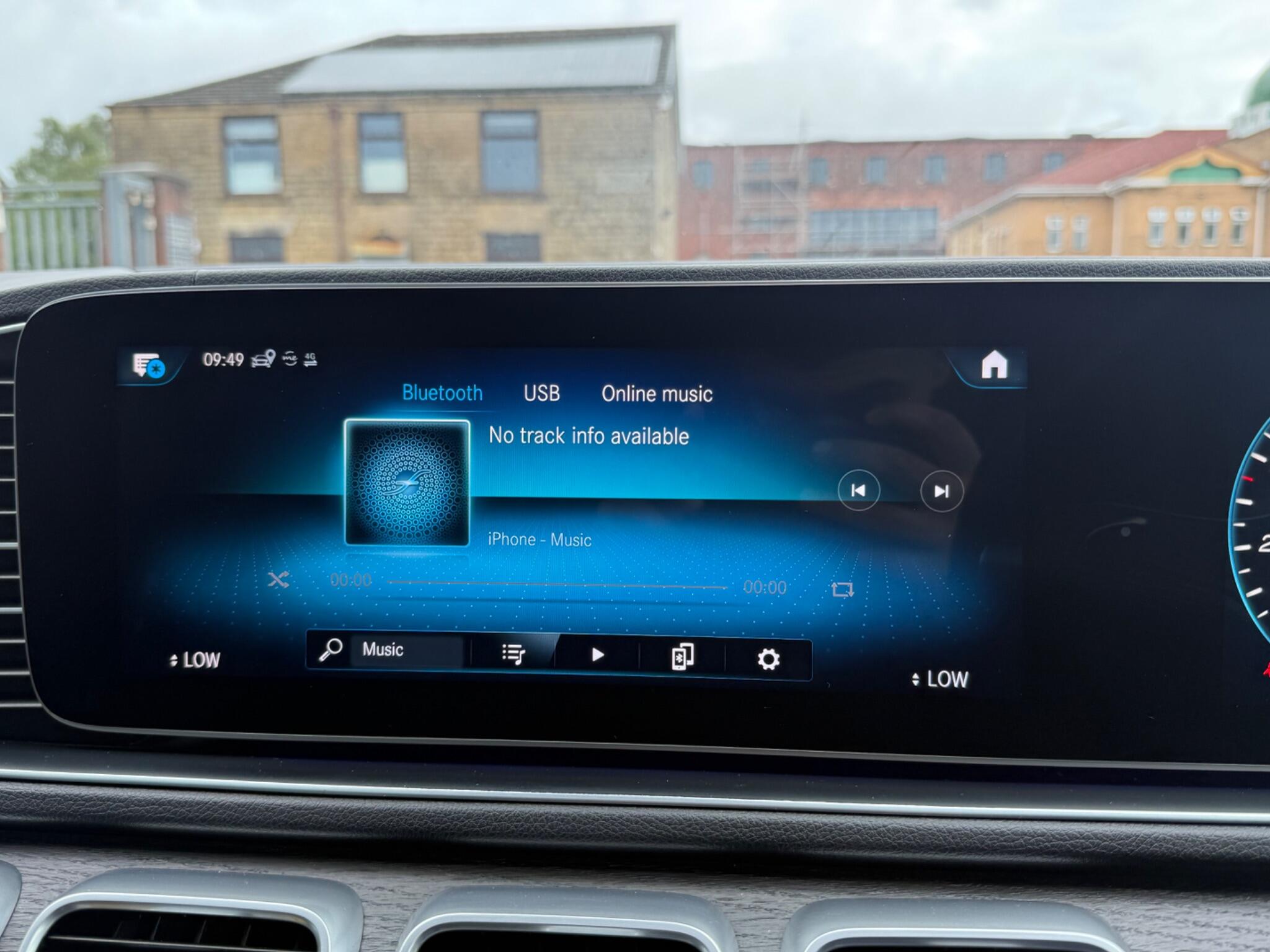 Mercedes-Benz Gle view 28