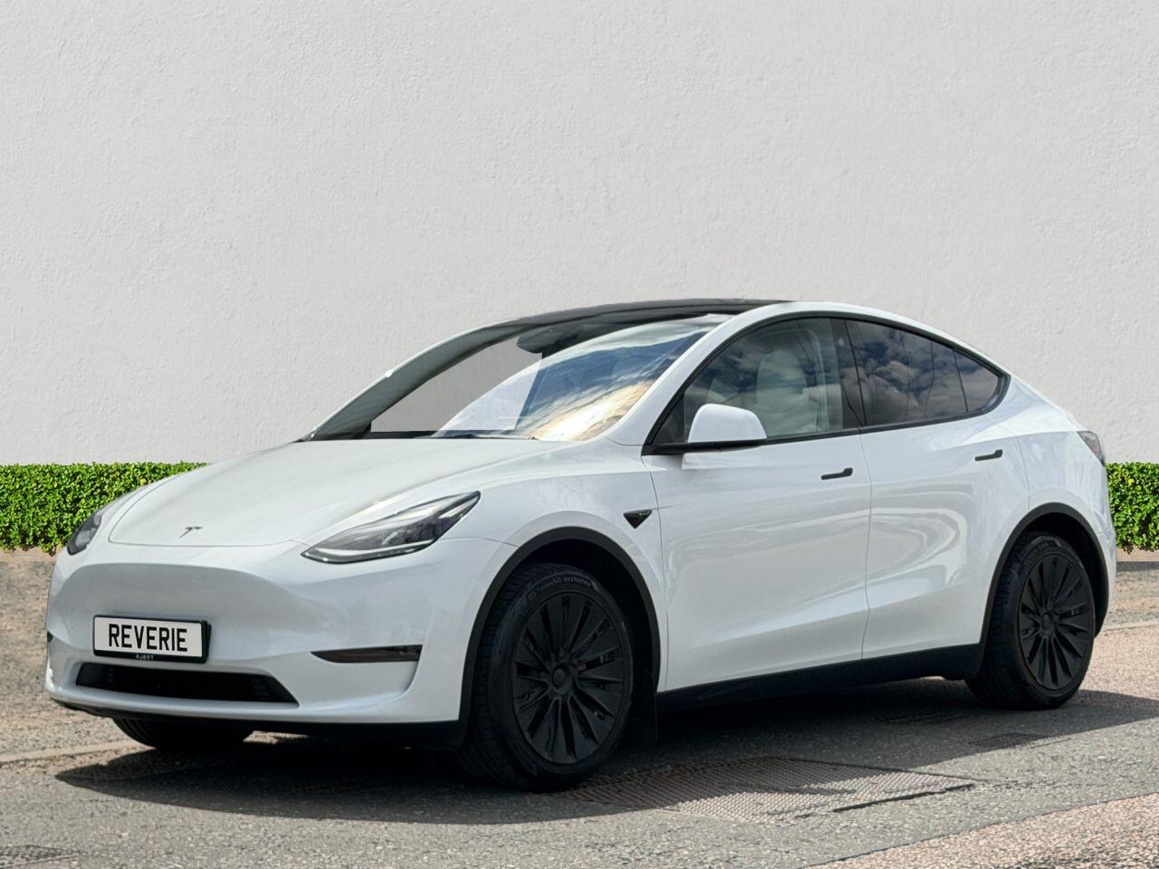 Tesla Model Y view 3