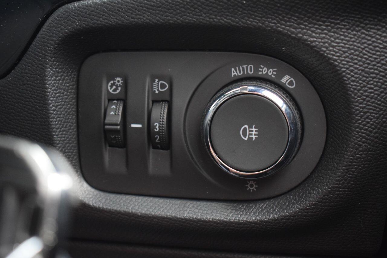 Vauxhall Corsa view 24