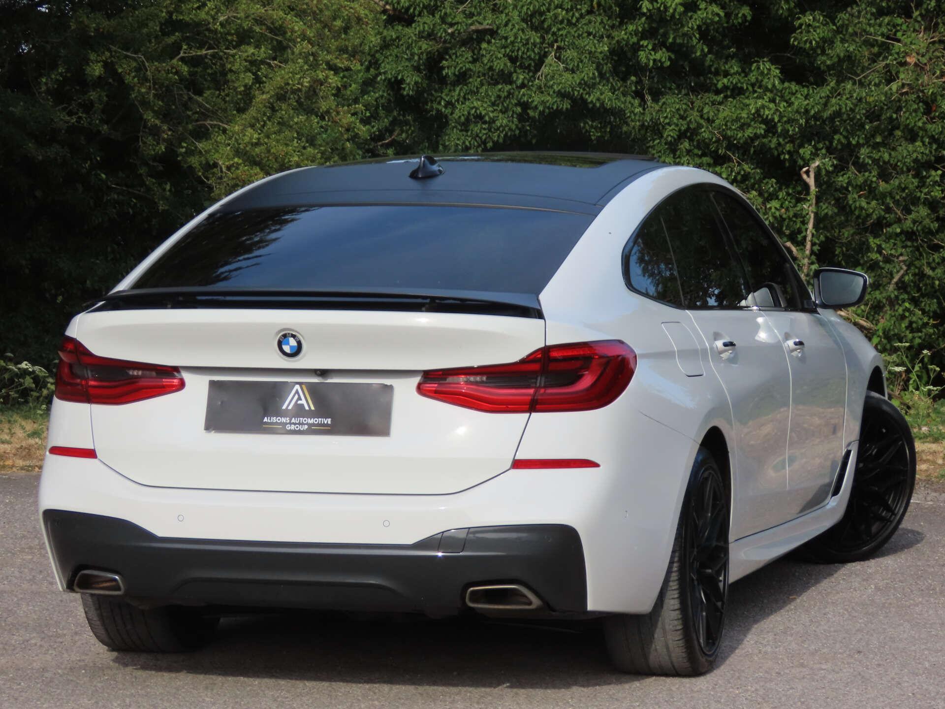 BMW 6 Series view 4