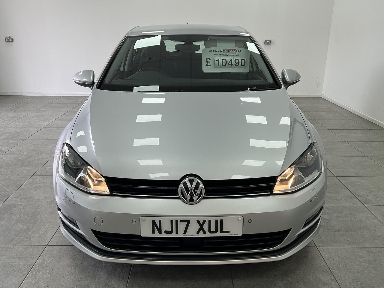 Volkswagen Golf view 7