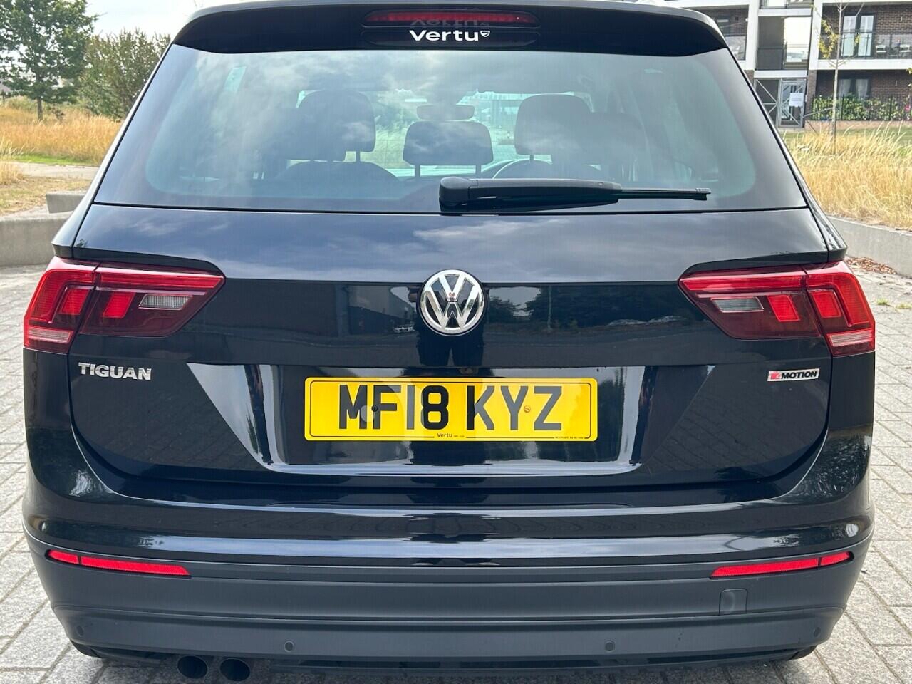 Volkswagen Tiguan view 14