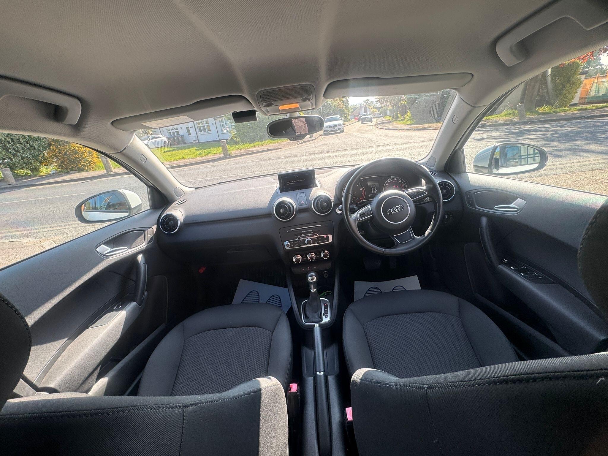 Audi A1 view 3
