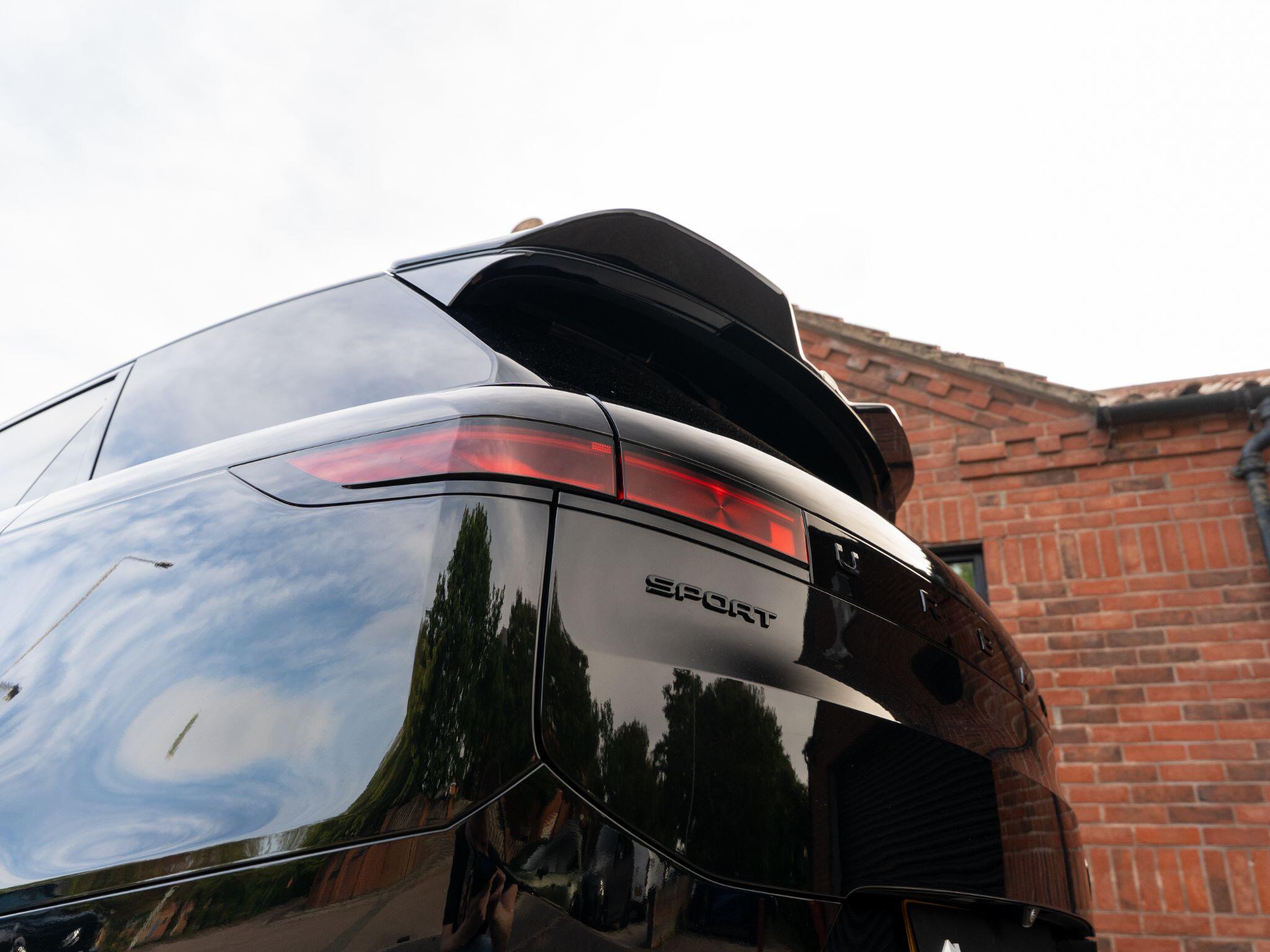 Land Rover Range Rover Sport view 34