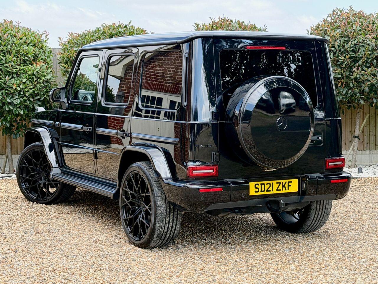 Mercedes-Benz G-Class view 24