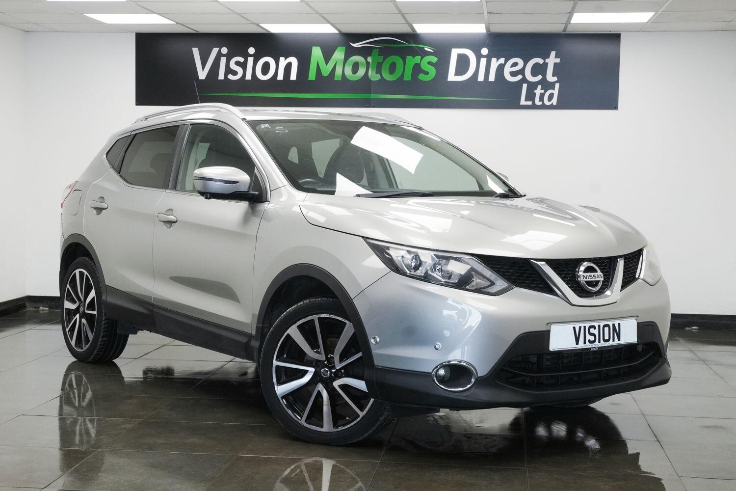 2016 Nissan Qashqai in Silver for sale