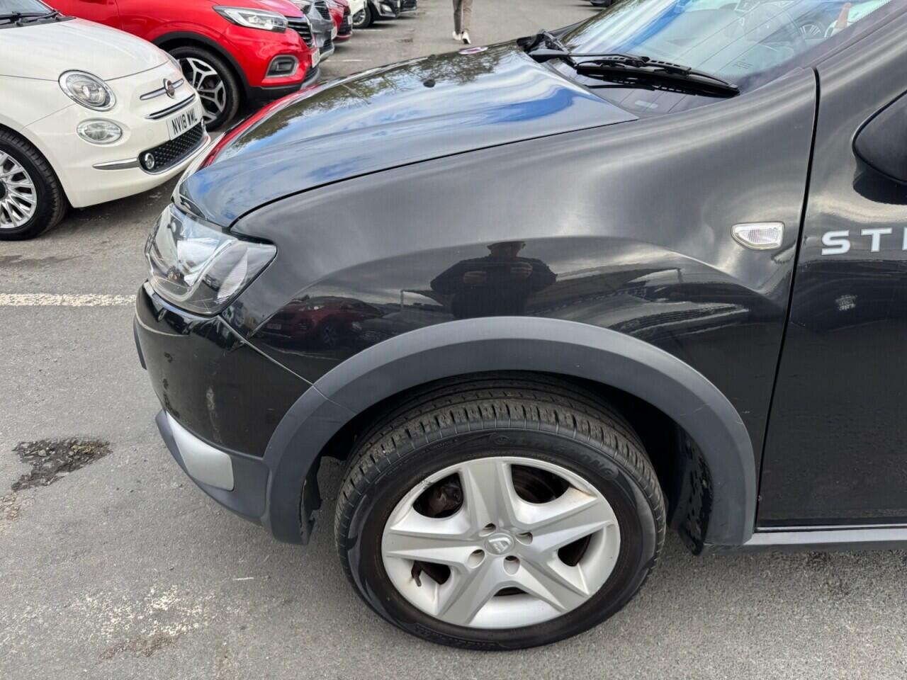 Dacia Sandero view 34