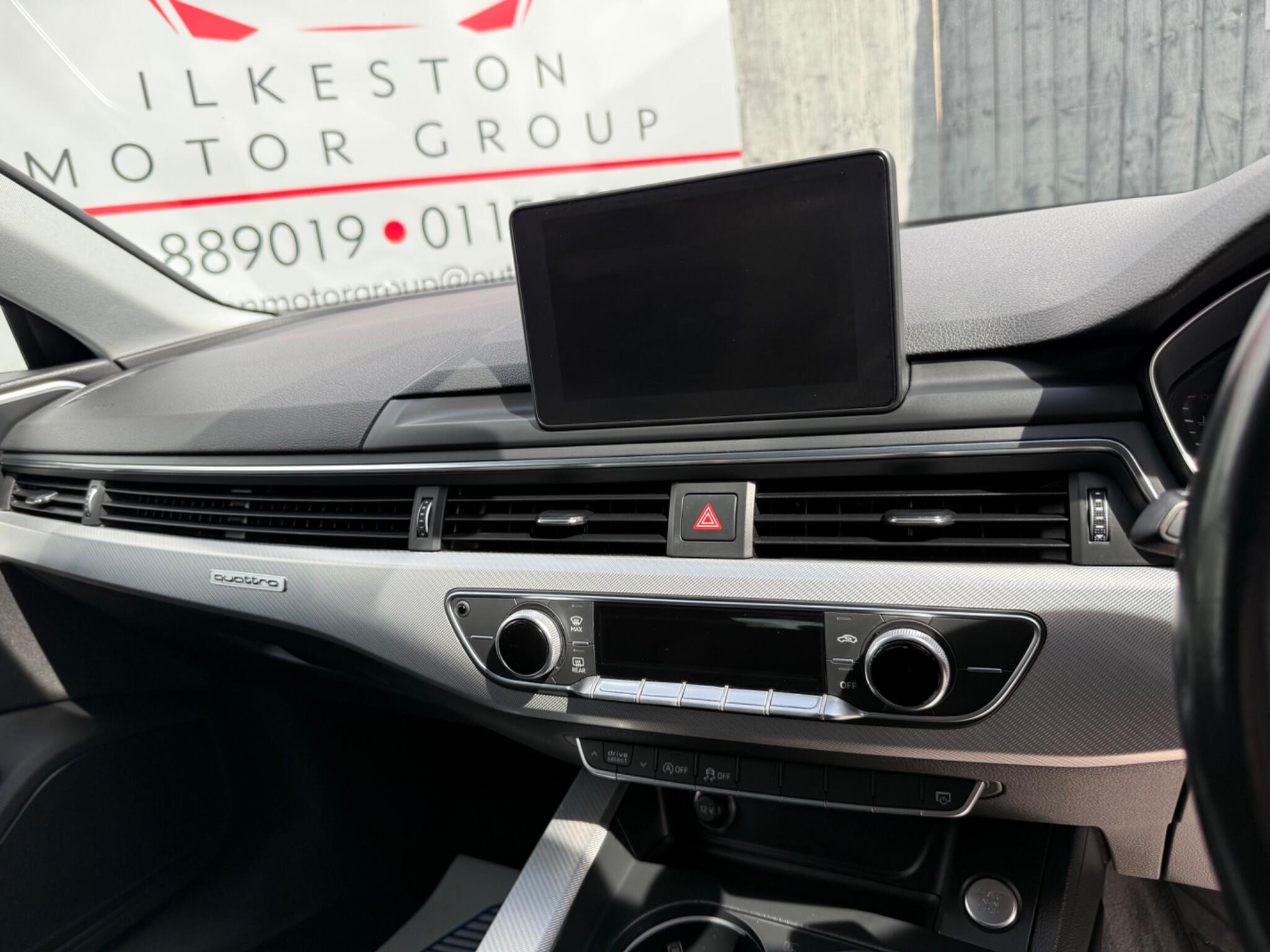 2016 Audi A4 Avant 3.0 TDI V6 Sport S Tronic quattro Euro 6 (s/s) 5dr • 105,600 miles image 33
