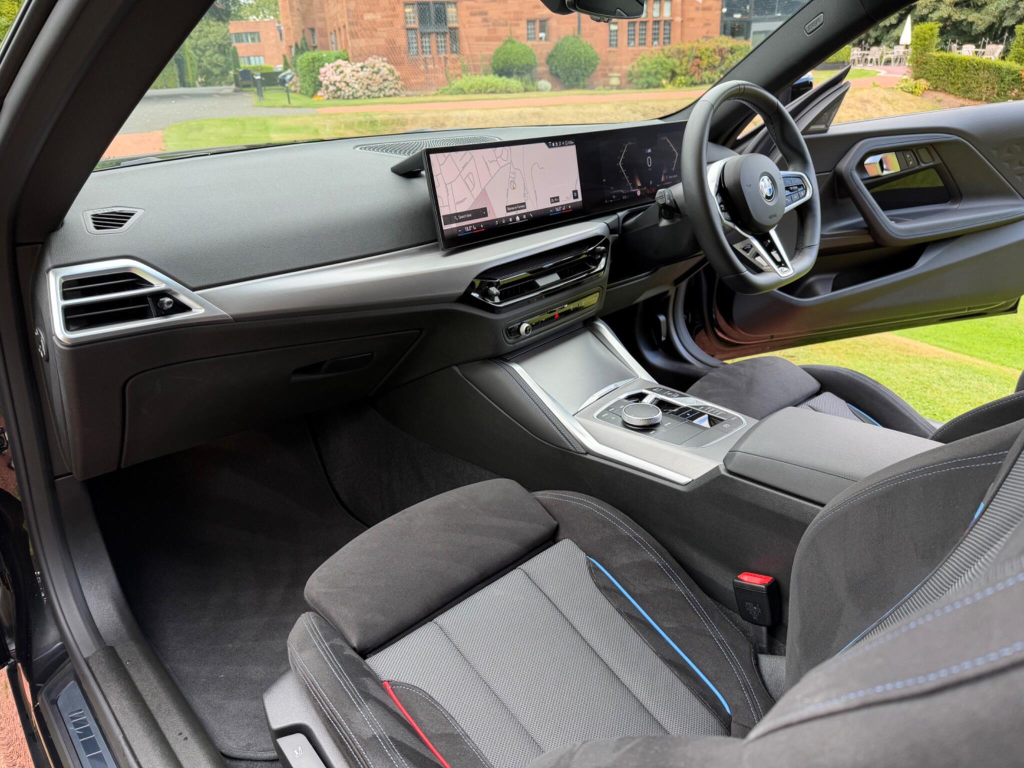 BMW 2 Series view 8
