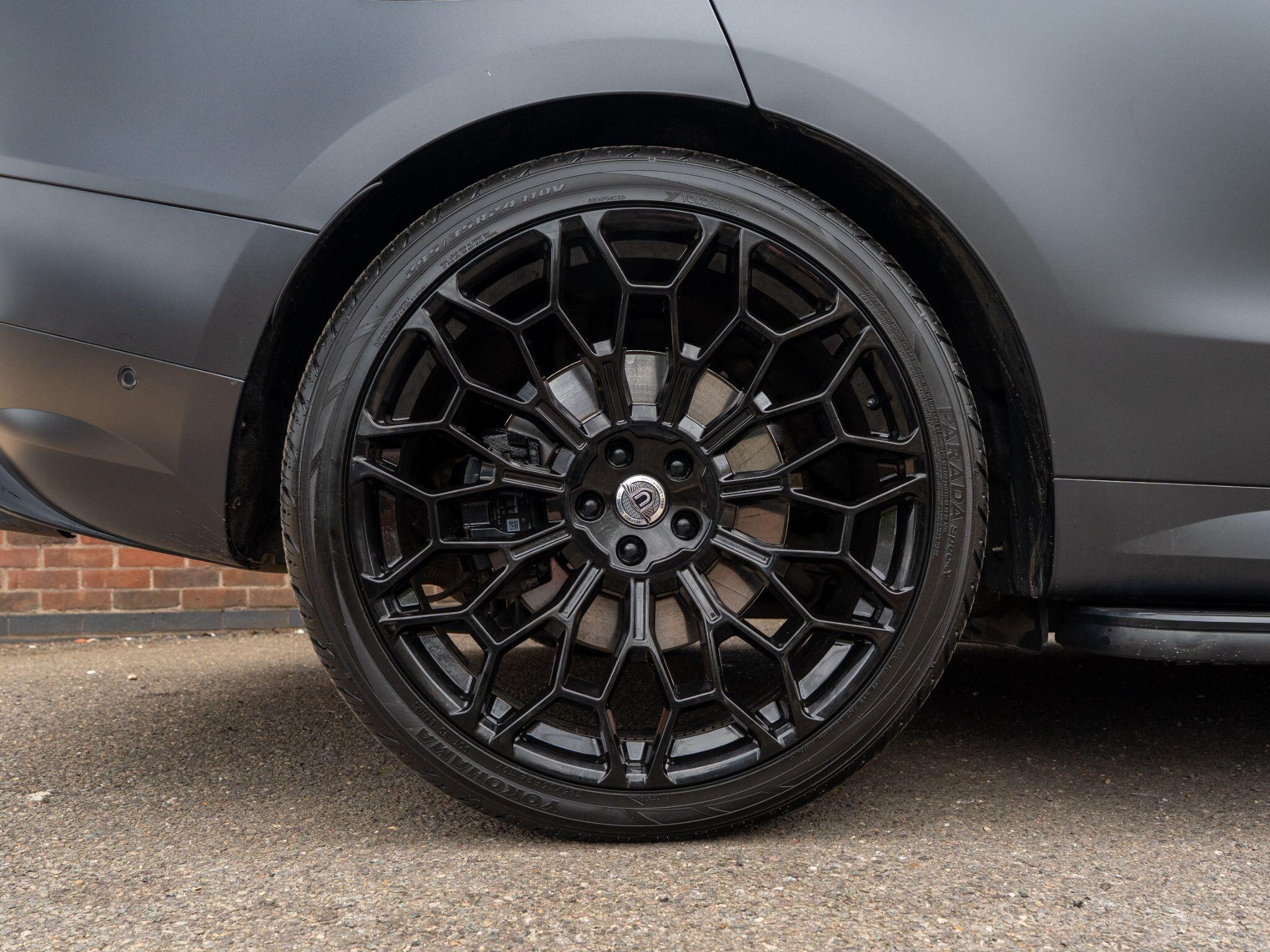 Land Rover Range Rover Sport view 30