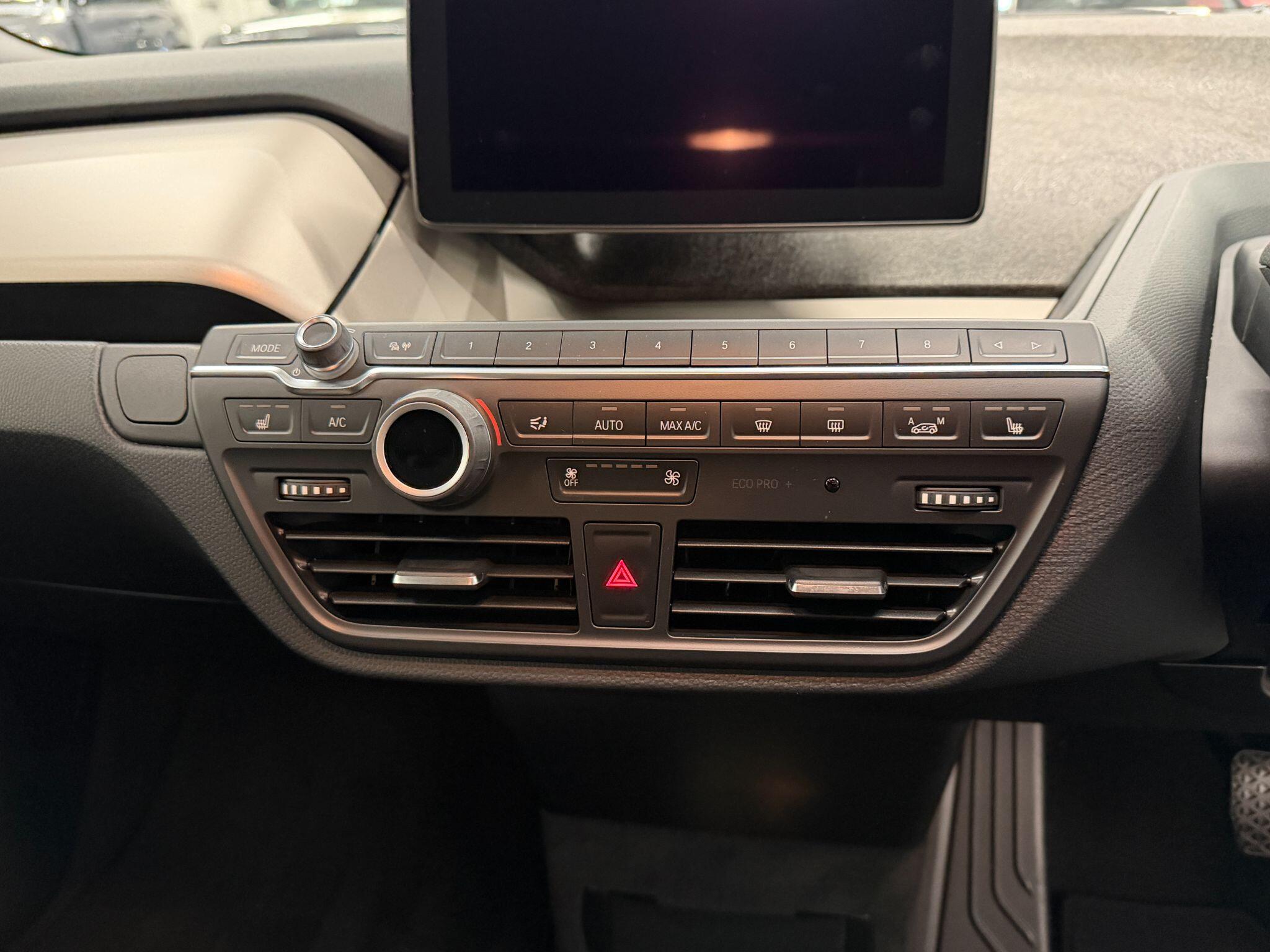 BMW I3 view 20