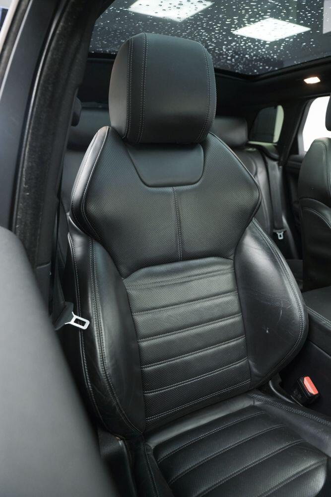 Land Rover Range Rover Evoque view 9