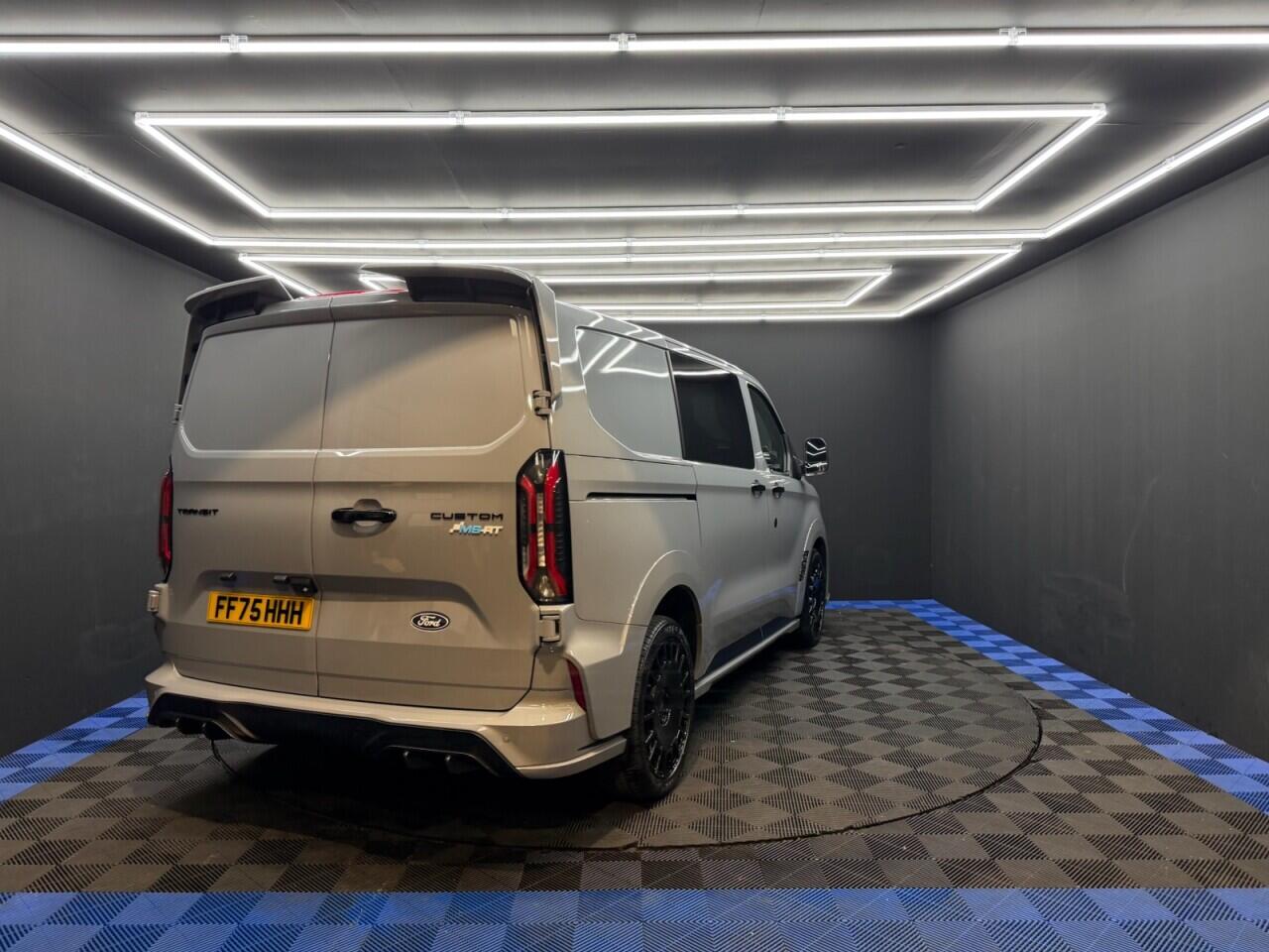 Ford Transit Custom view 18