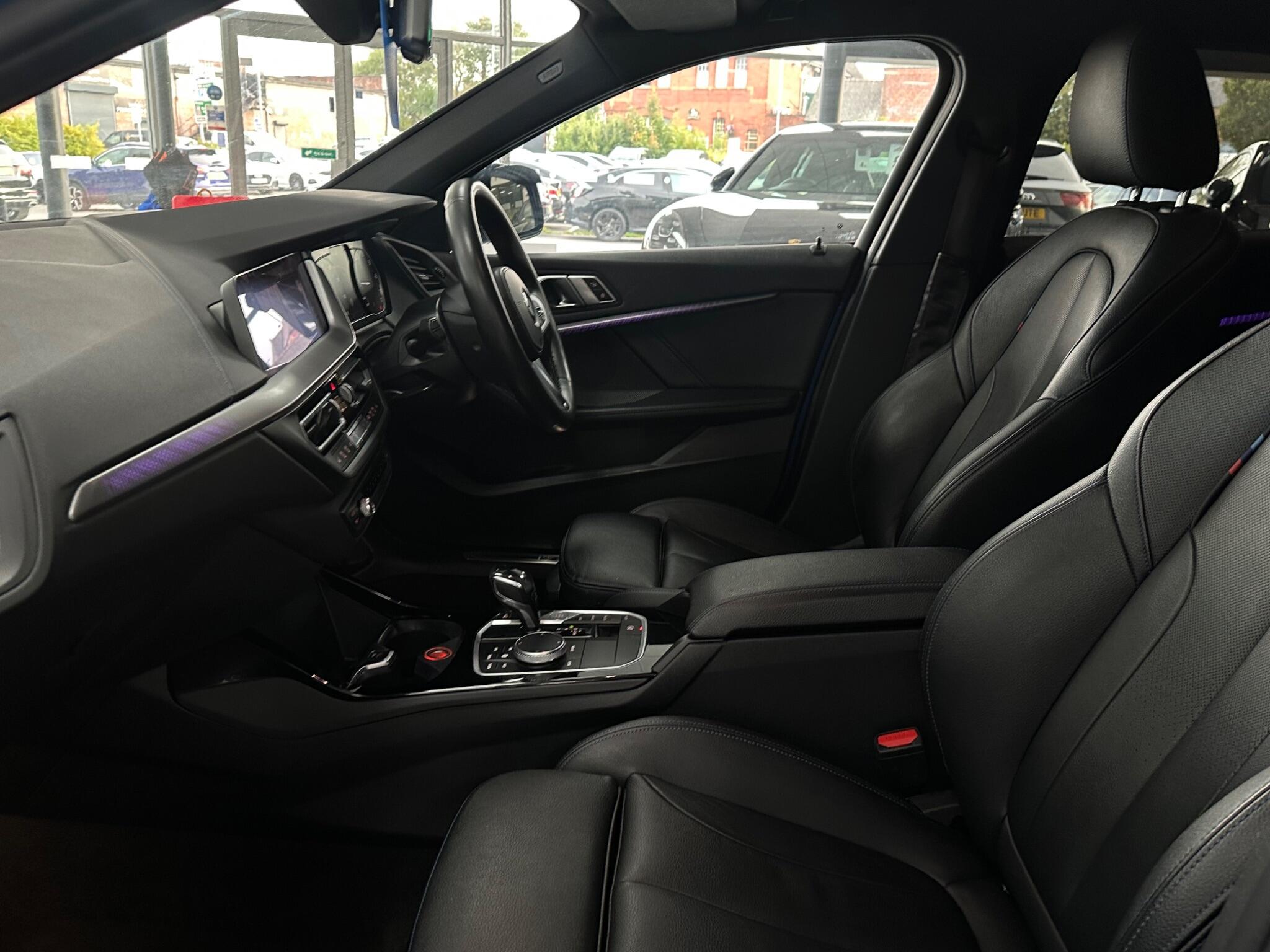 BMW 1 Series view 41
