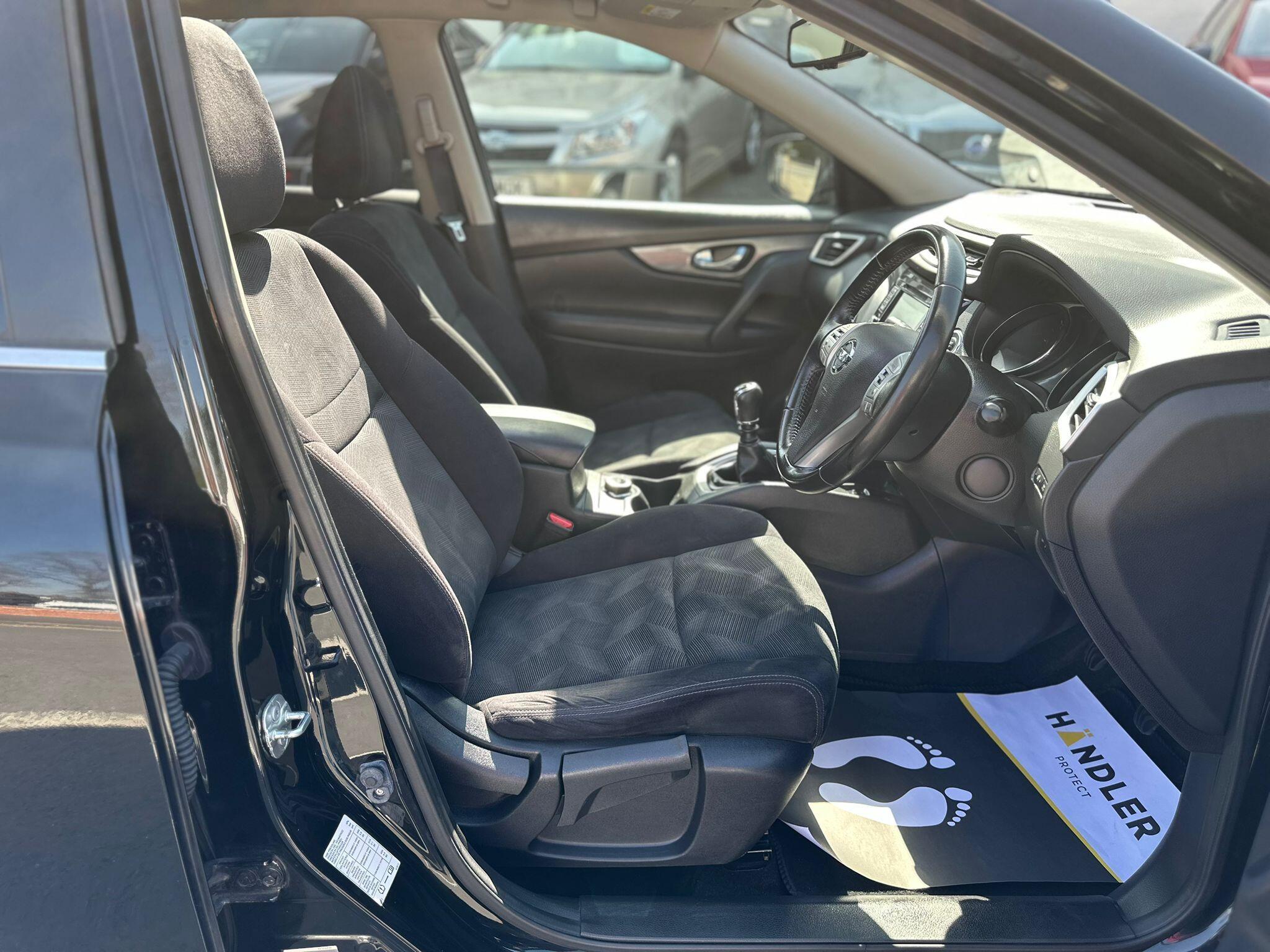 Nissan X-Trail view 28