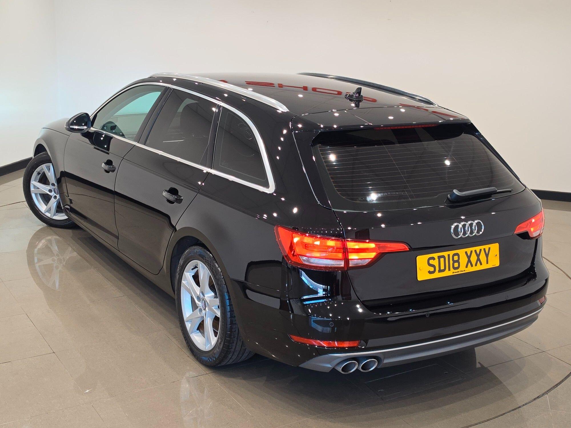 Audi A4 view 13